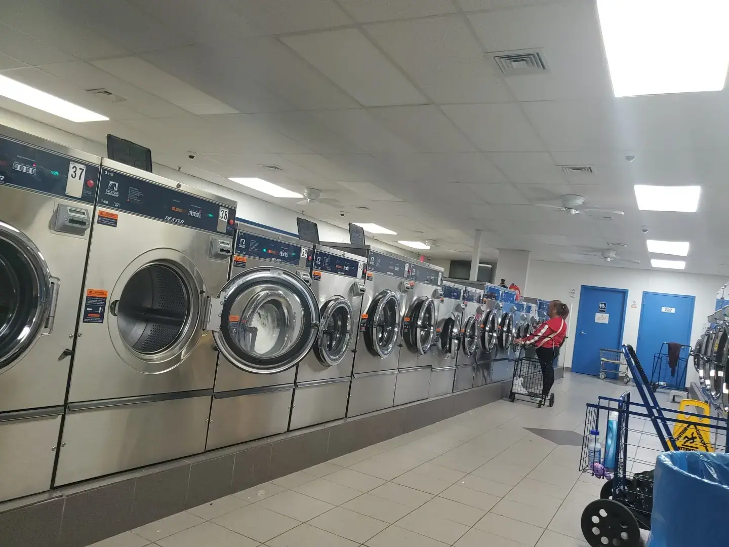 Walton Laundry Room - Image 3