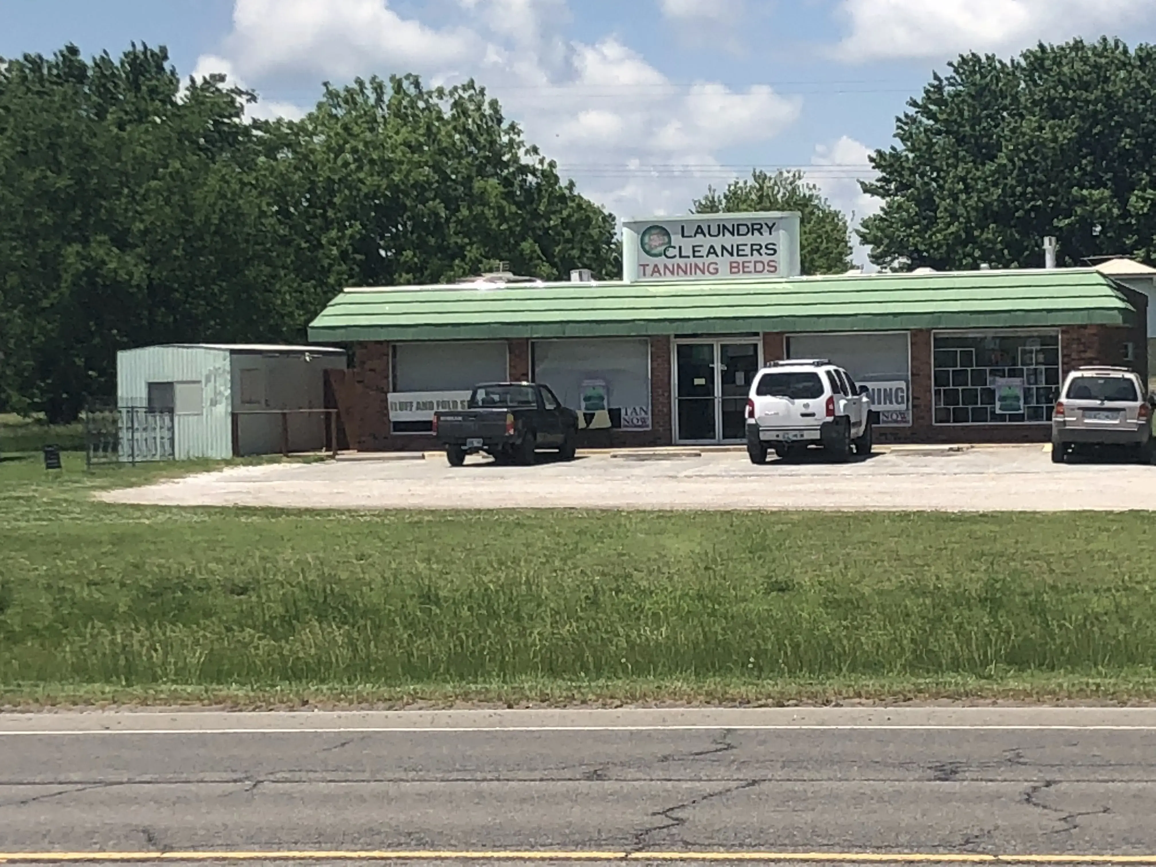 Warner Super Clean Laundry - Image 2