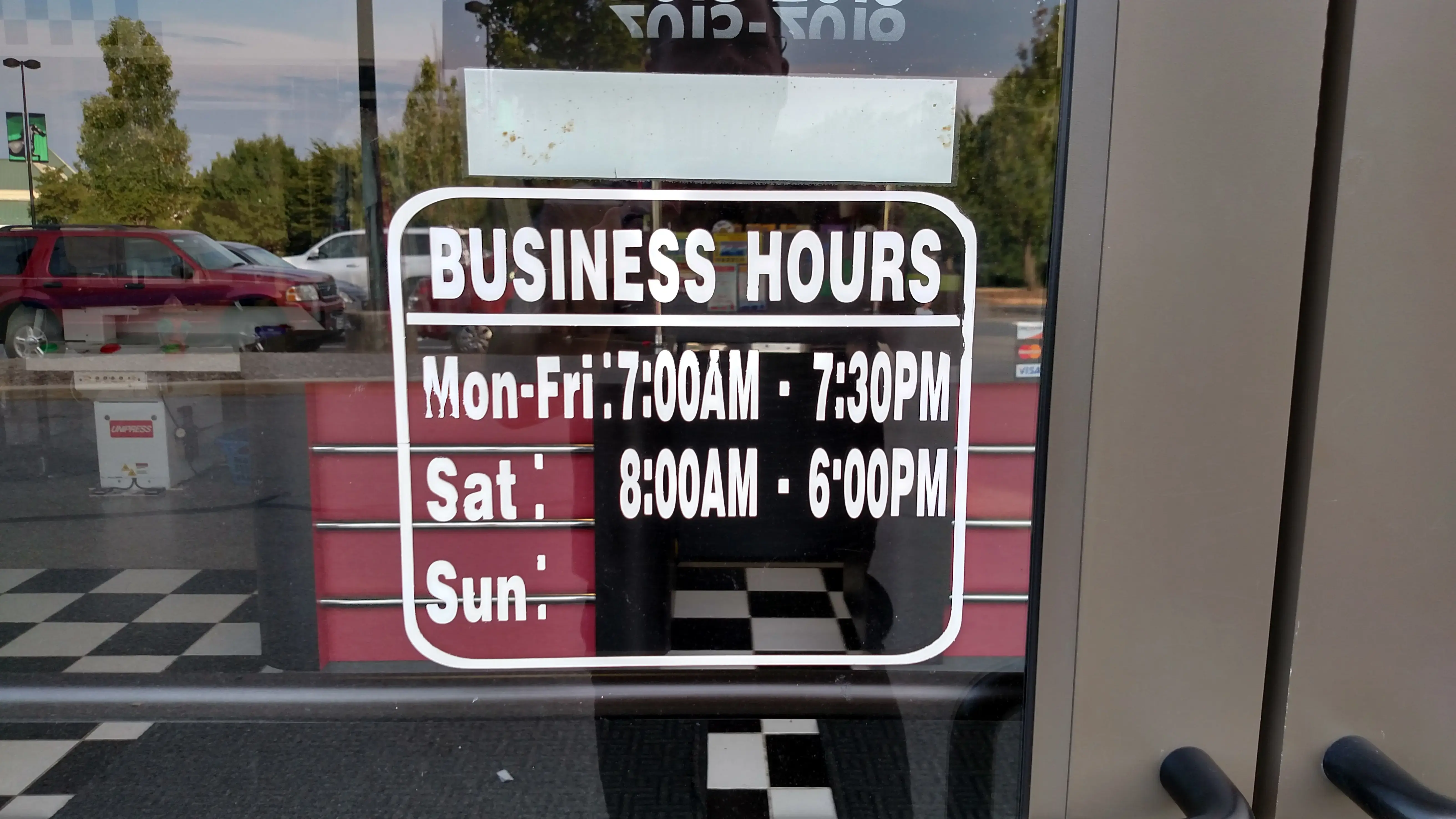 Warrenton Center Cleaners thumbnail 8