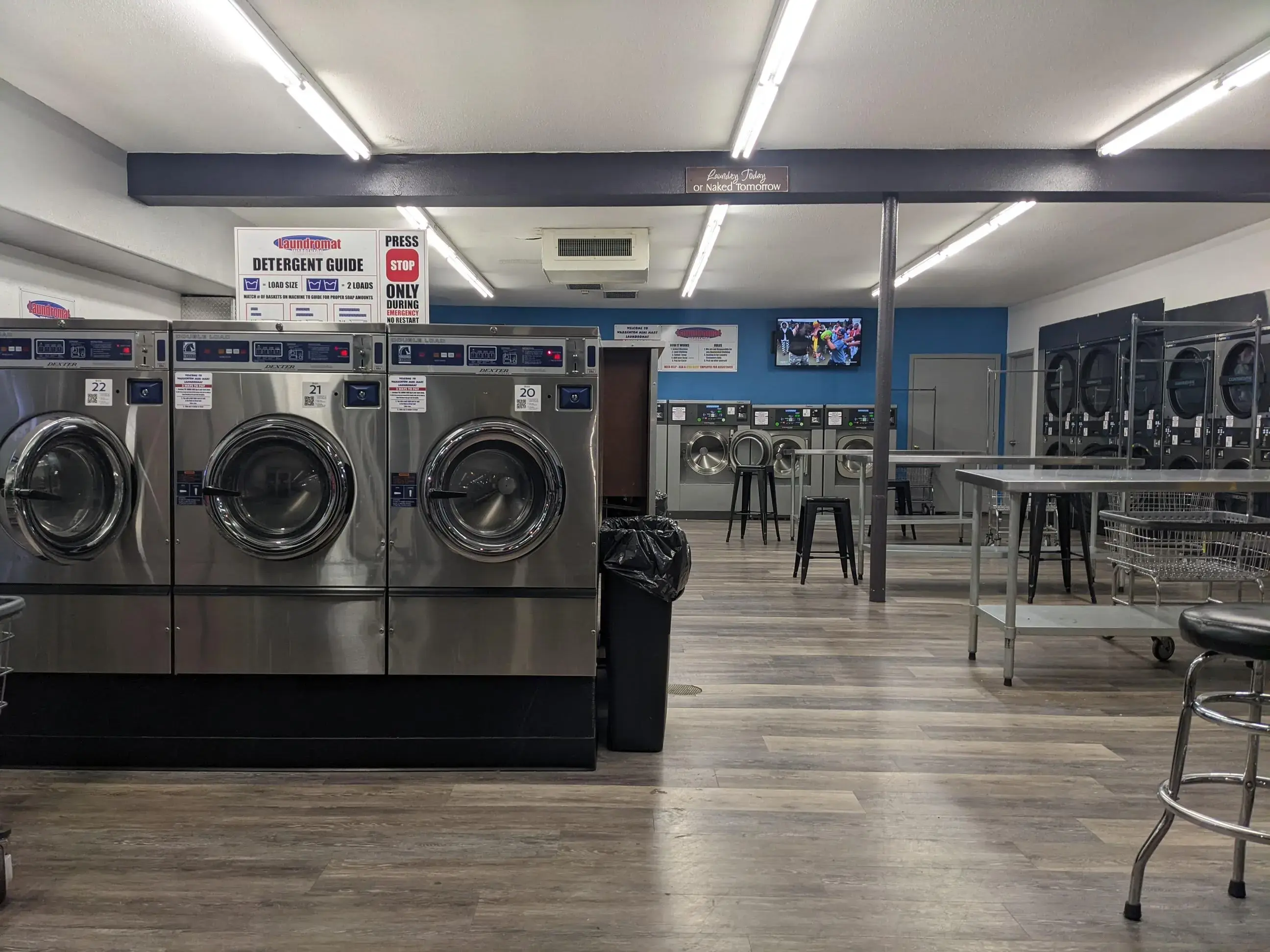 Warrenton Coin Laundromat - Image 10