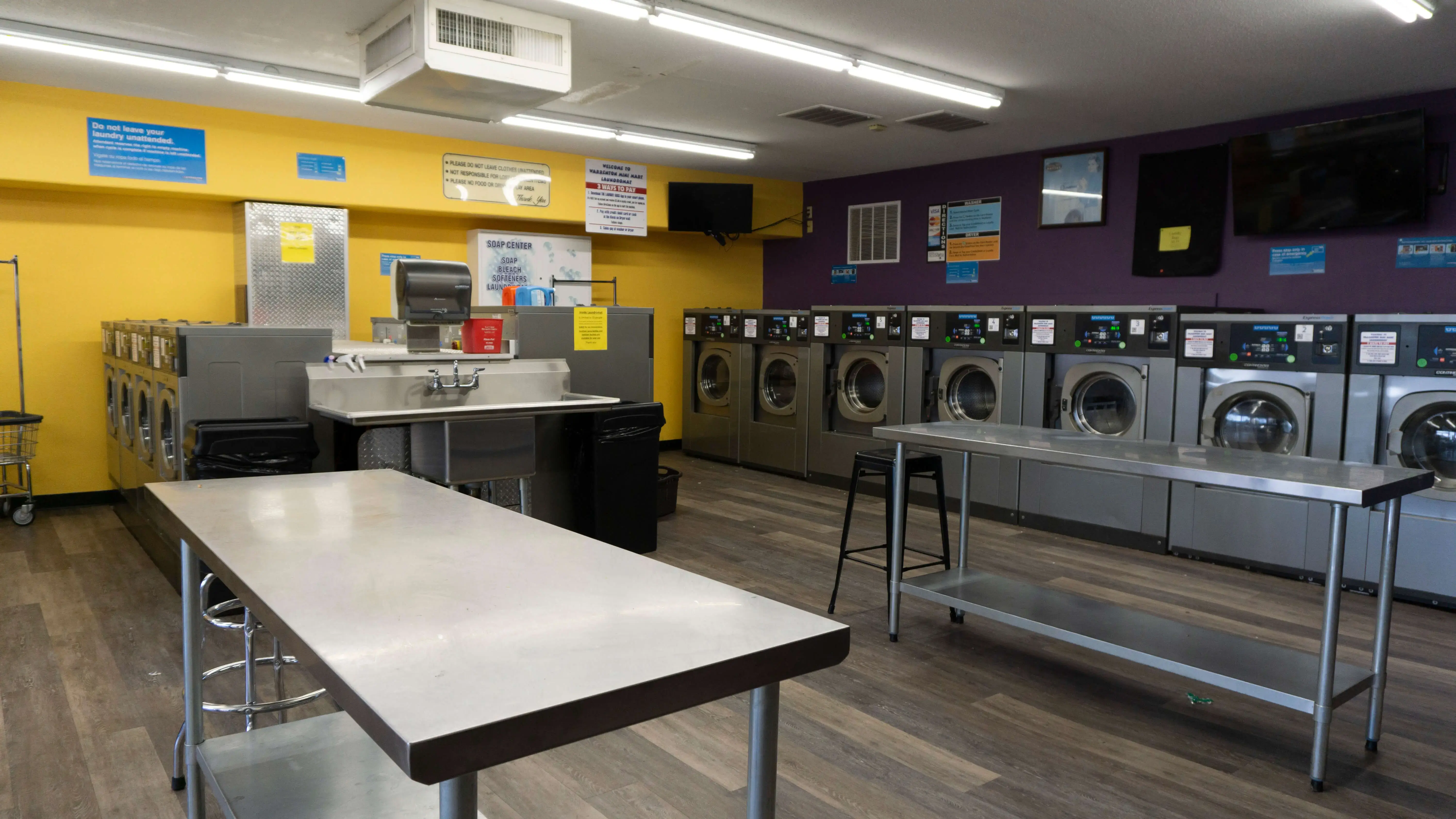 Warrenton Coin Laundromat thumbnail 8