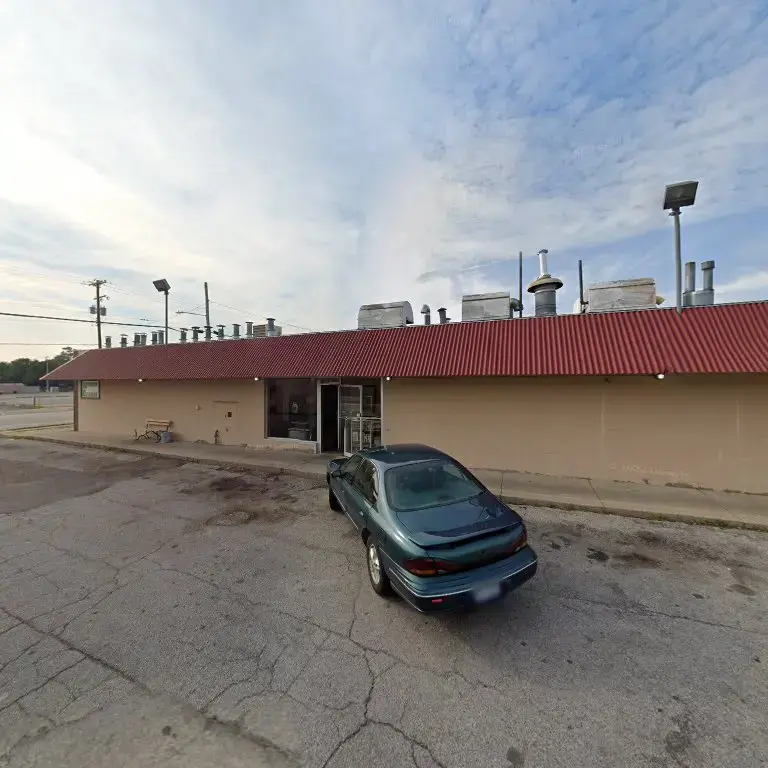 Warwick Cleaners & Coin Laundry location