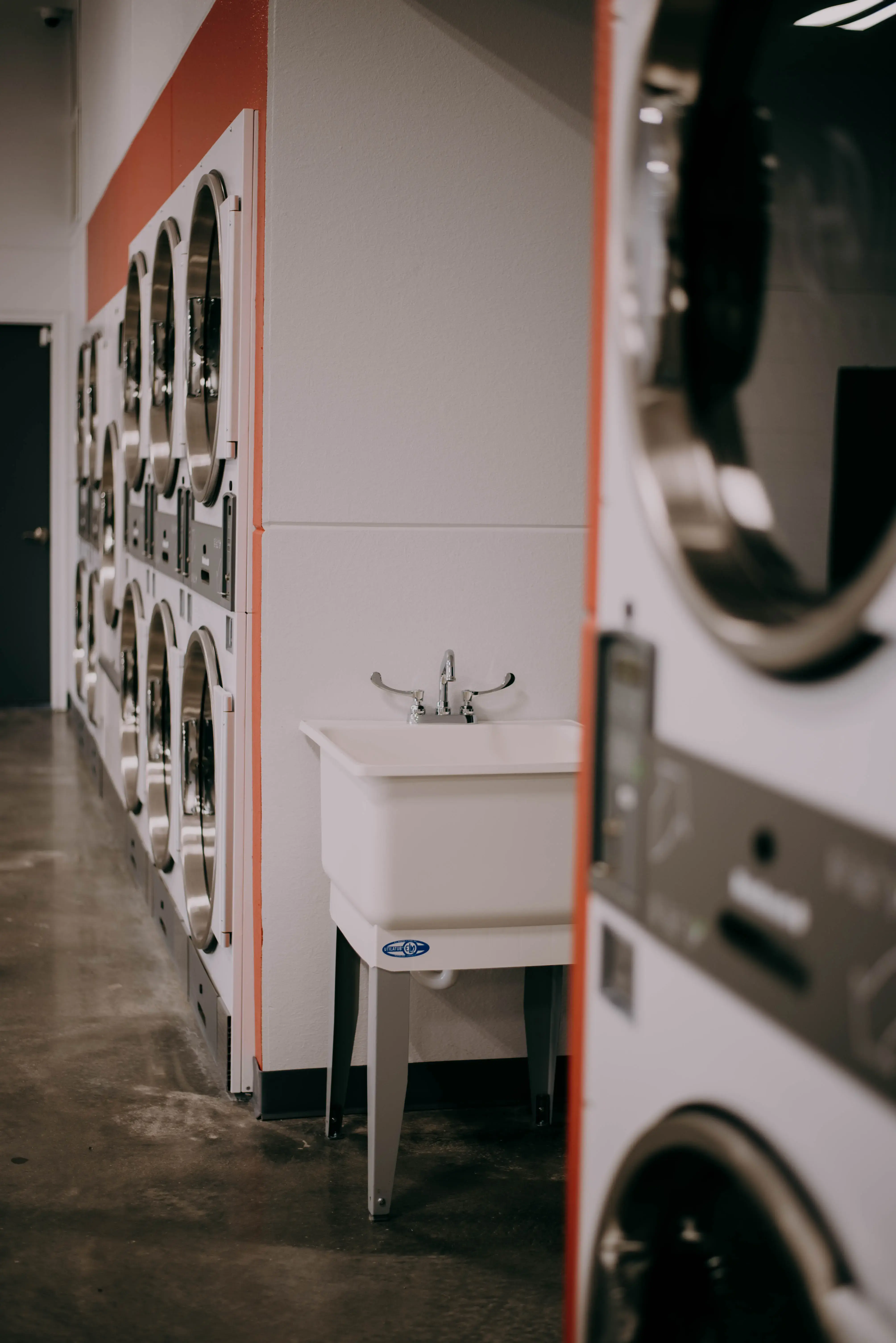 Wasche - The Family Friendly Laundromat thumbnail 13