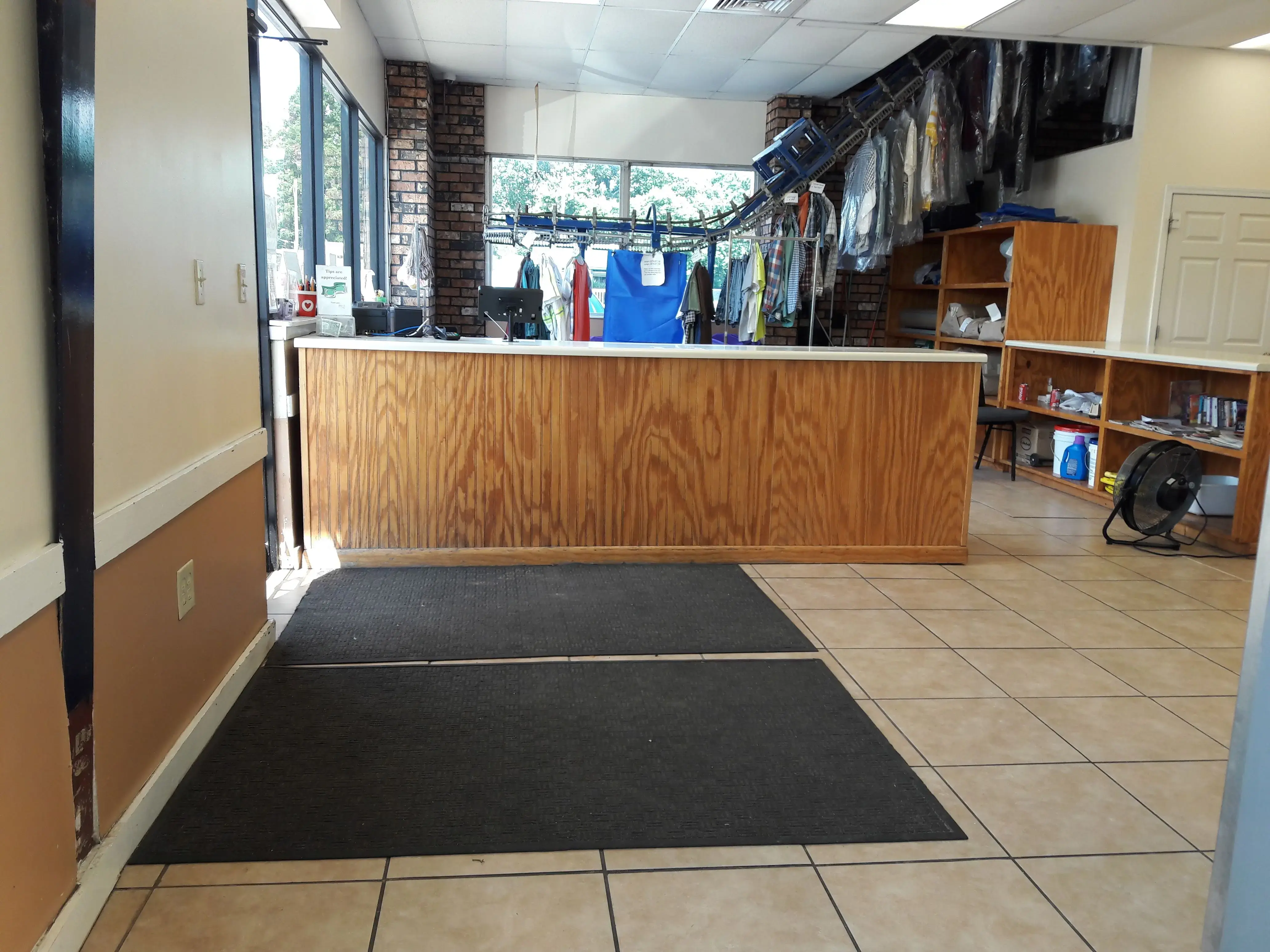 Wasco Clean Coin Laundry - Image 10