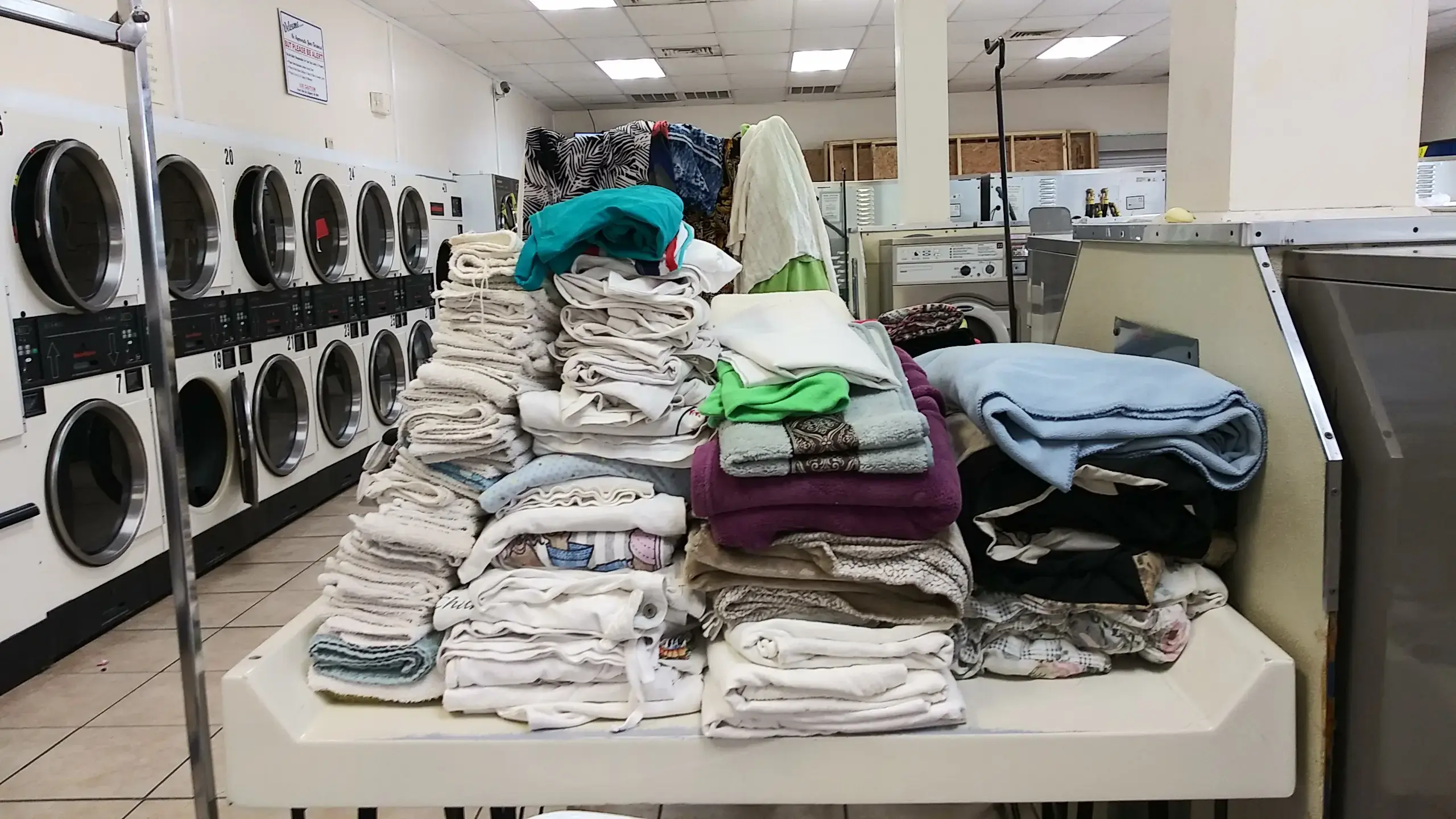 Wasco Clean Coin Laundry - Image 17