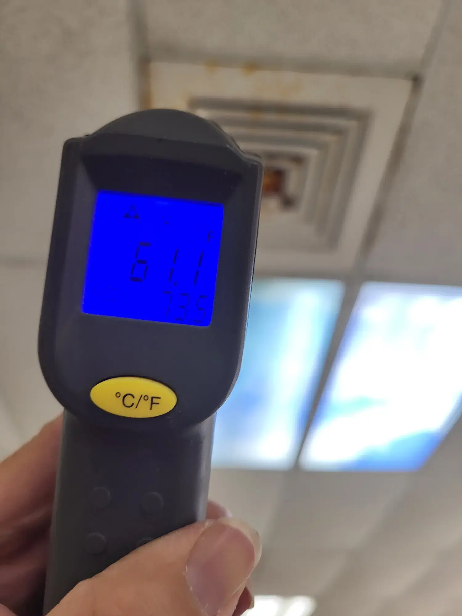 Wasco Clean Coin Laundry - Image 15