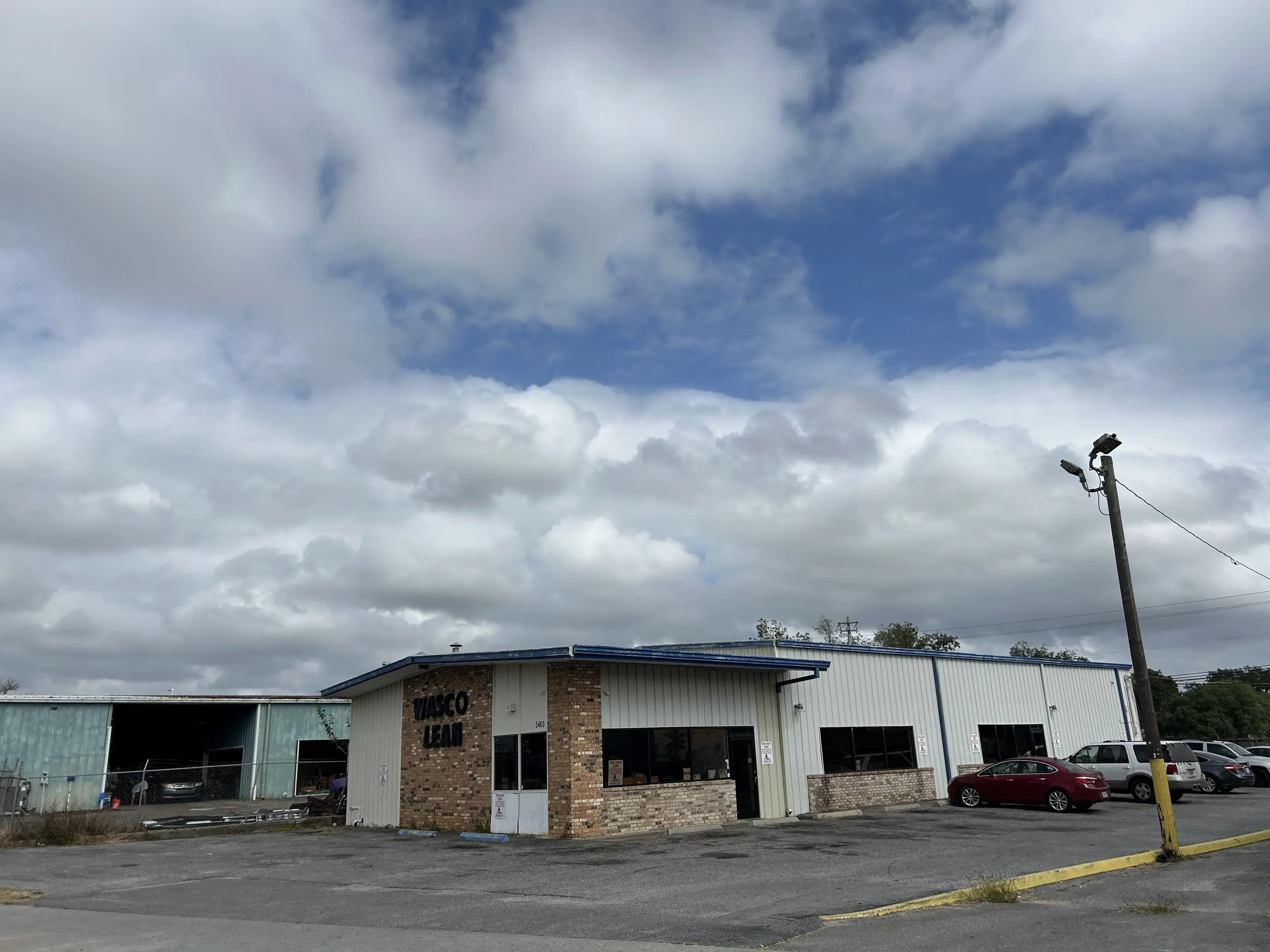 Wasco Clean Coin Laundry thumbnail 9