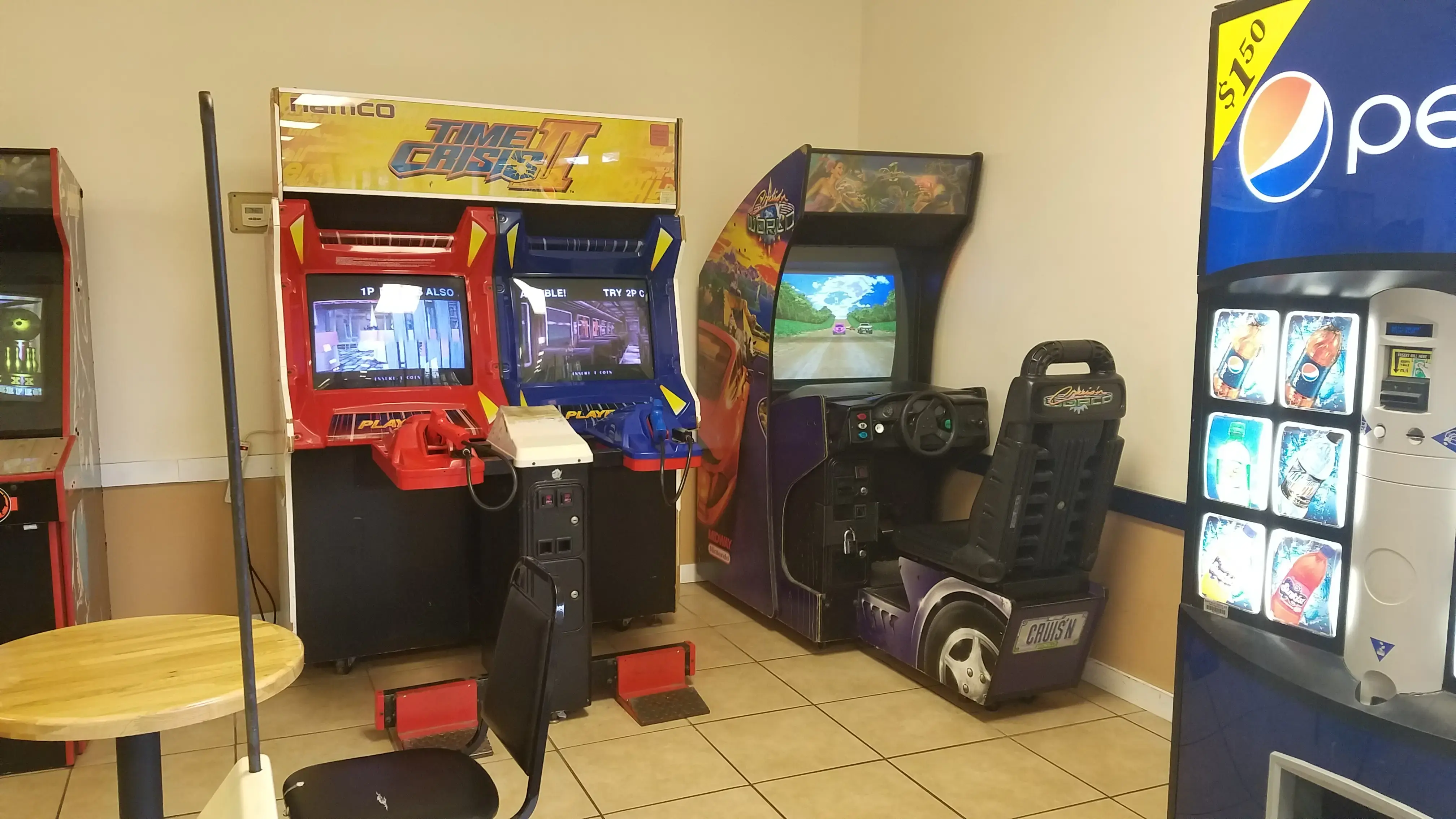 Wasco Clean Coin Laundry - Image 4