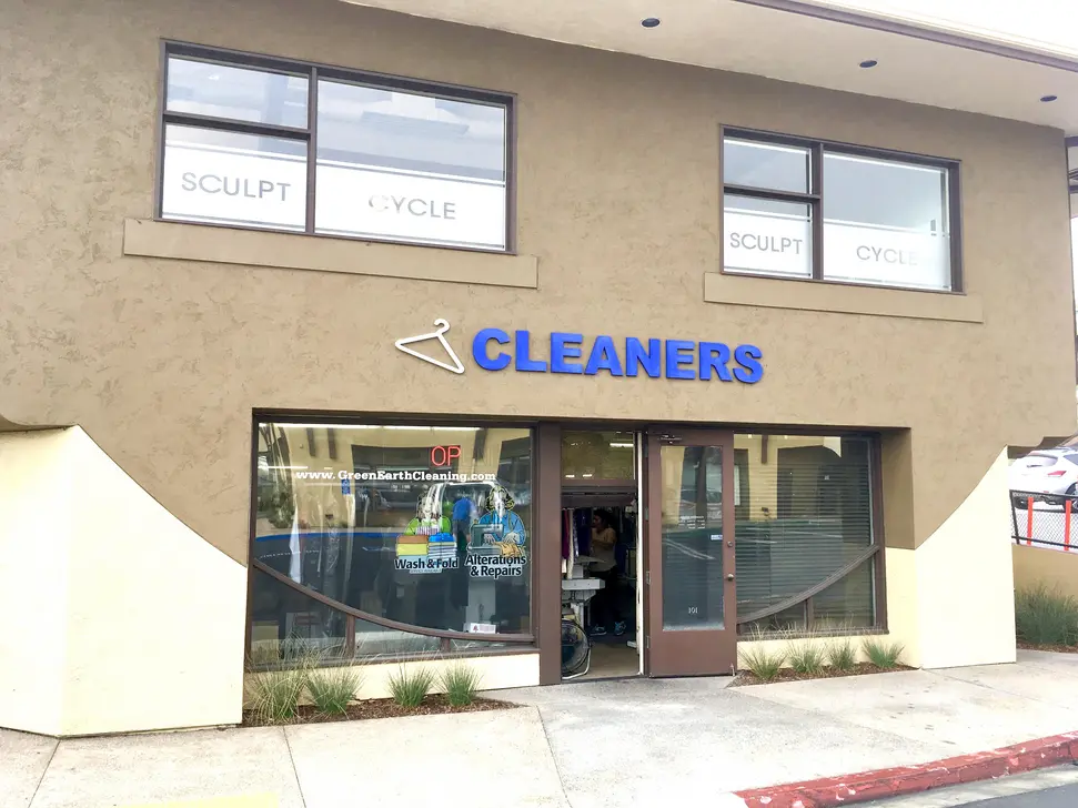 WASH 101 Eco-Friendly Dry Cleaners and Laundry thumbnail 5