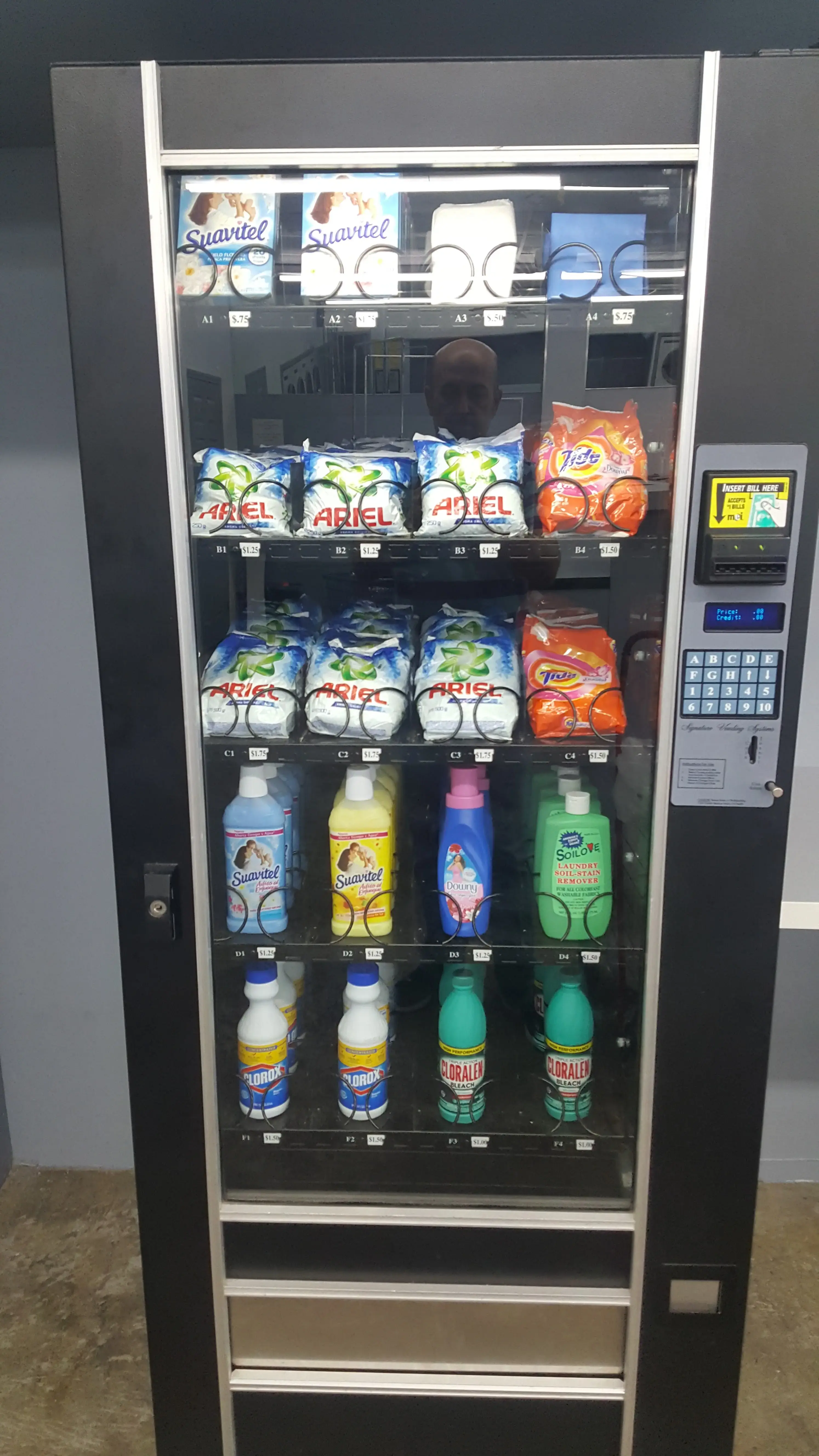 Wash and Fold Laundromat - Image 17