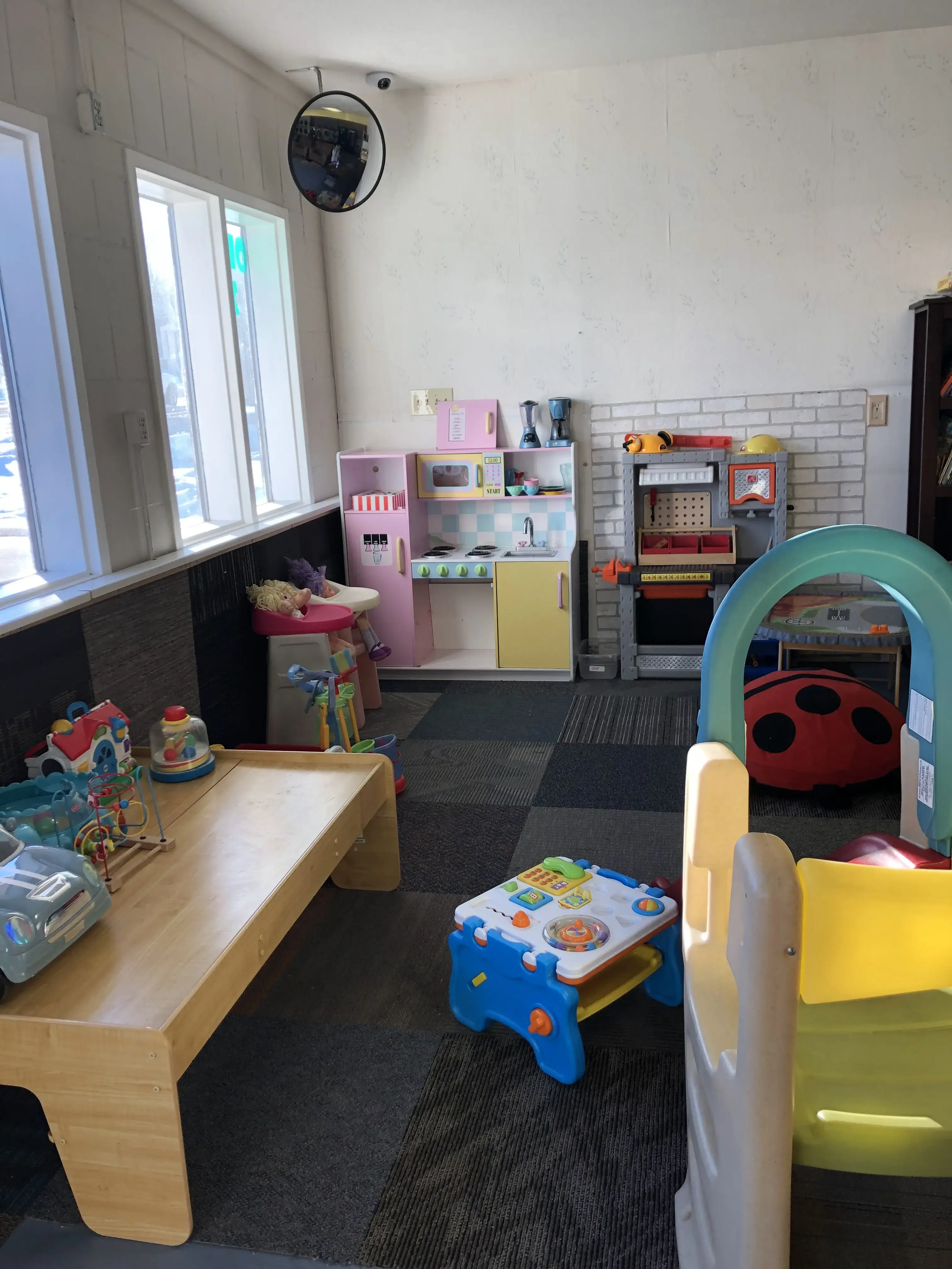 Wash and Play Laundromat - Image 13