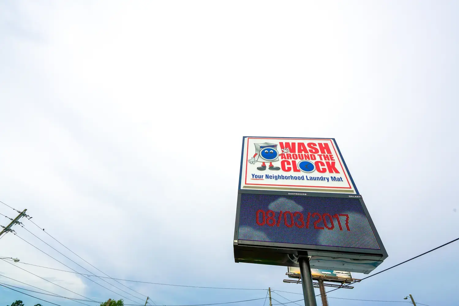 Wash Around The Clock - Tharpe St. - Image 5