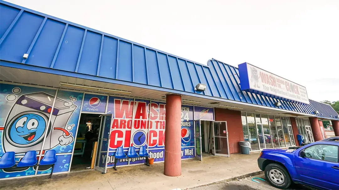 Wash Around The Clock - Tharpe St. location