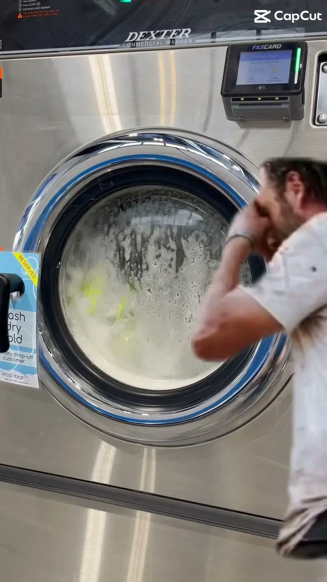 Wash Bar Laundromat thumbnail 14