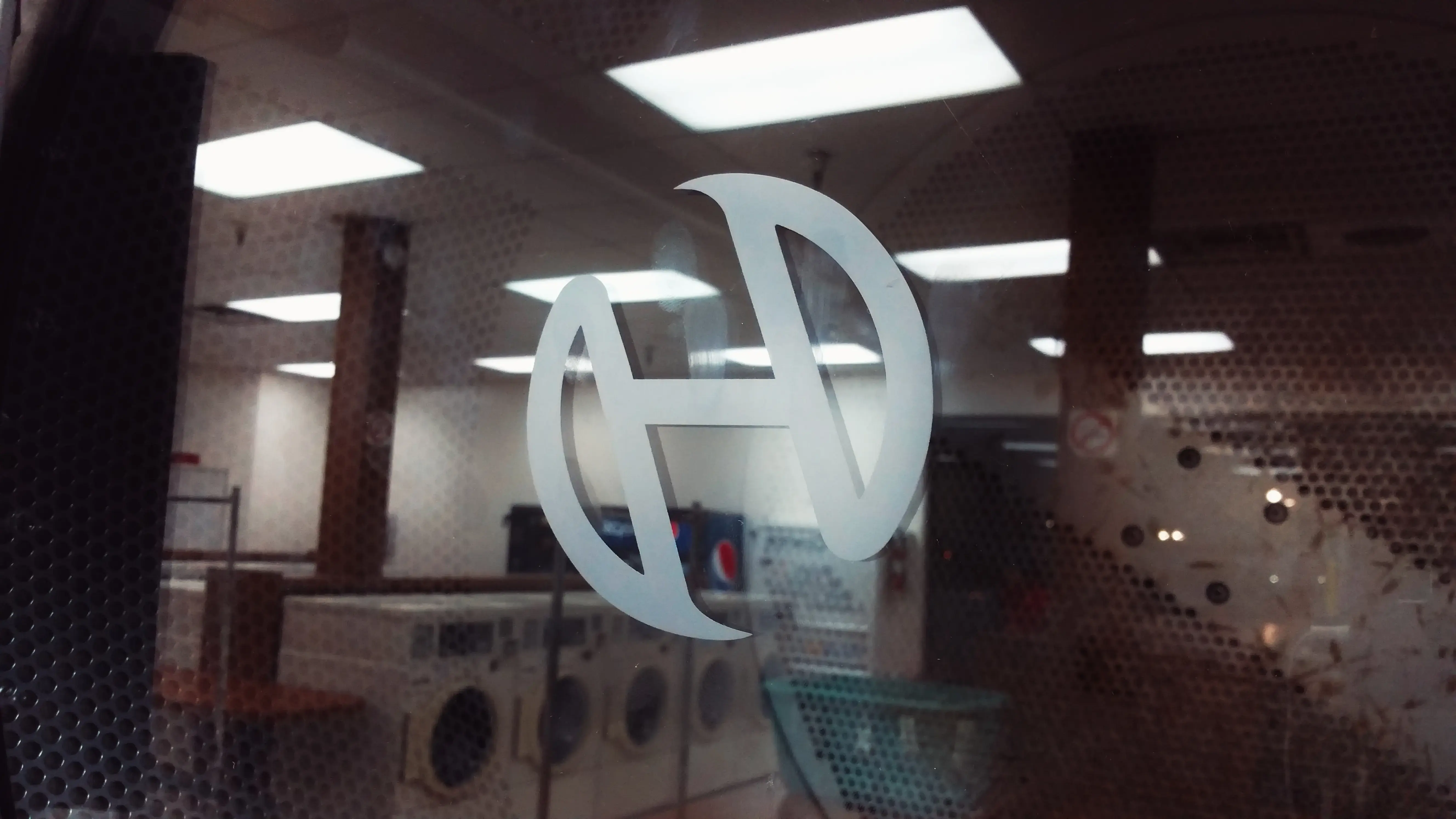 Wash Board Coin Laundry thumbnail 5