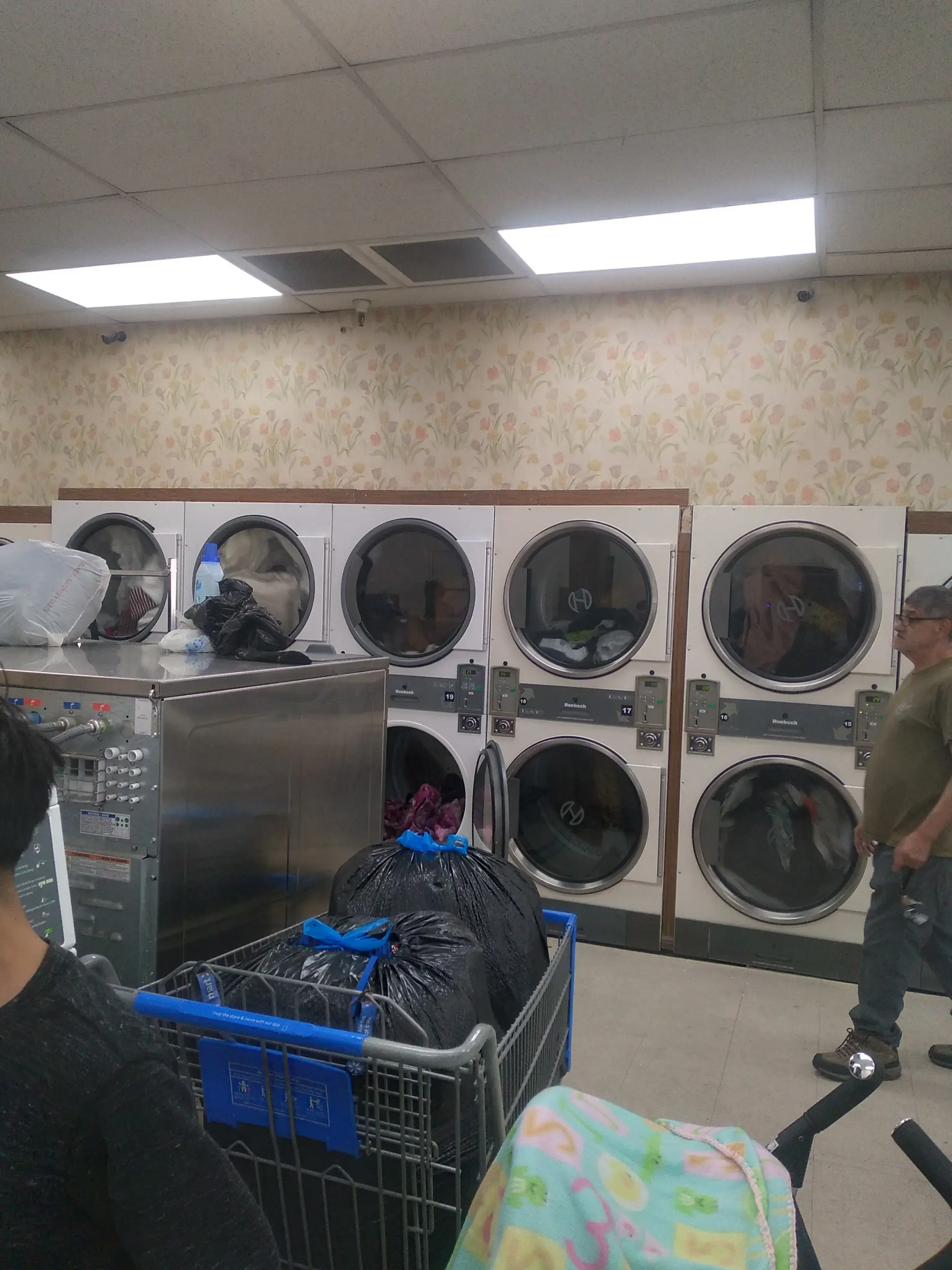 Wash Board Coin Laundry thumbnail 6