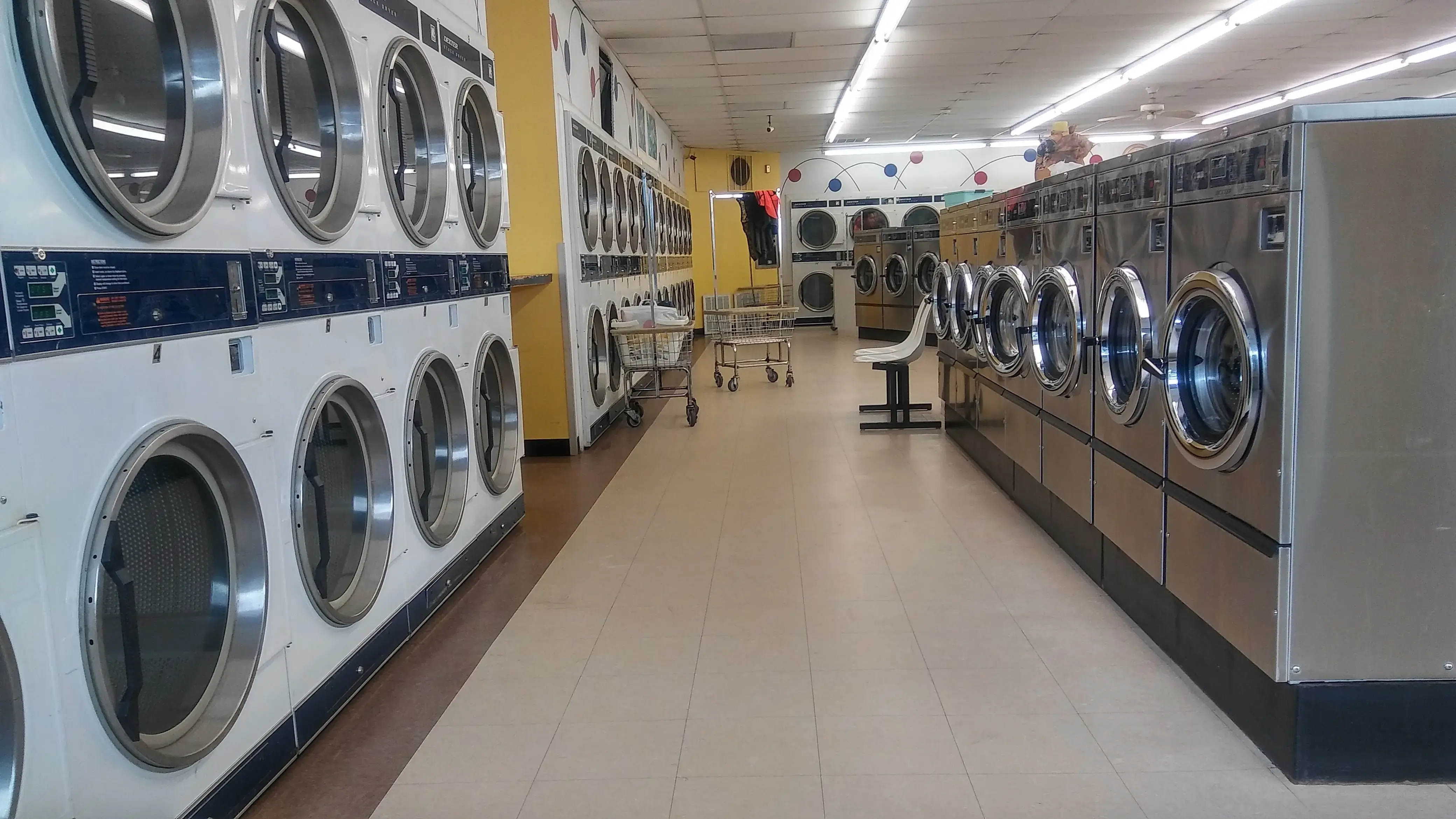 Wash Bowl Coin Laundromat - Lavanderia - Wash House thumbnail 17