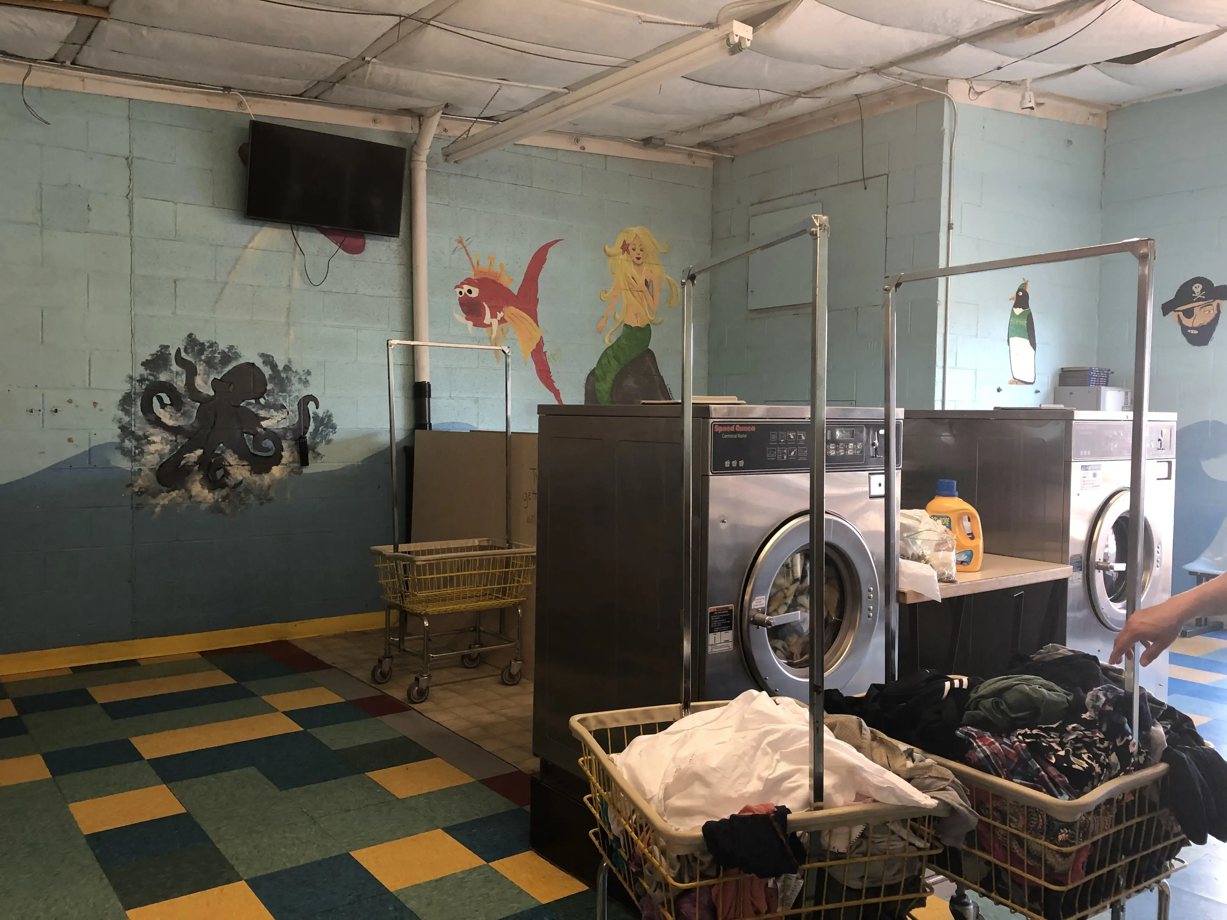 Wash Bowl Laundromat thumbnail 2