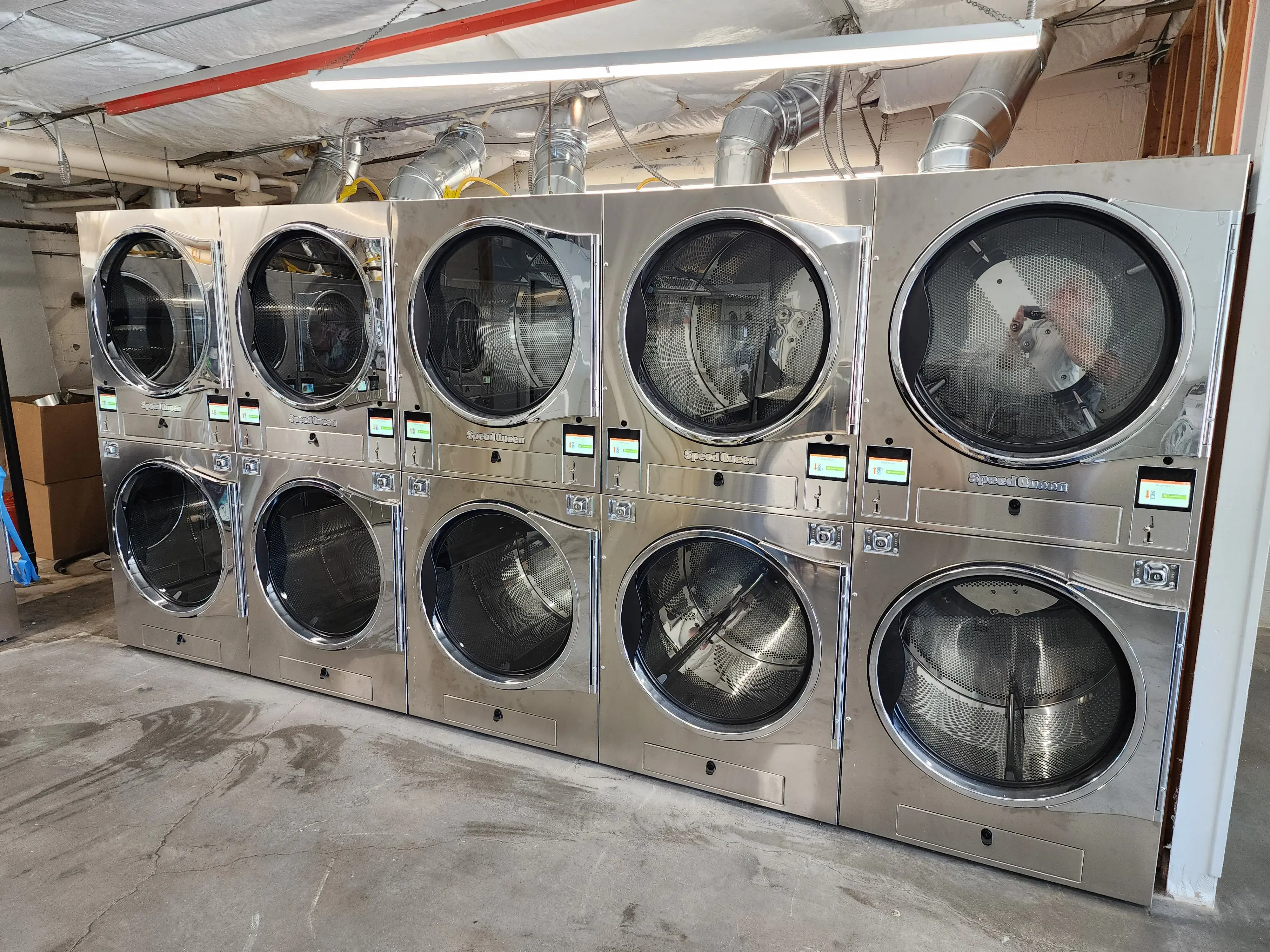 Wash Bowl Laundromat thumbnail 18