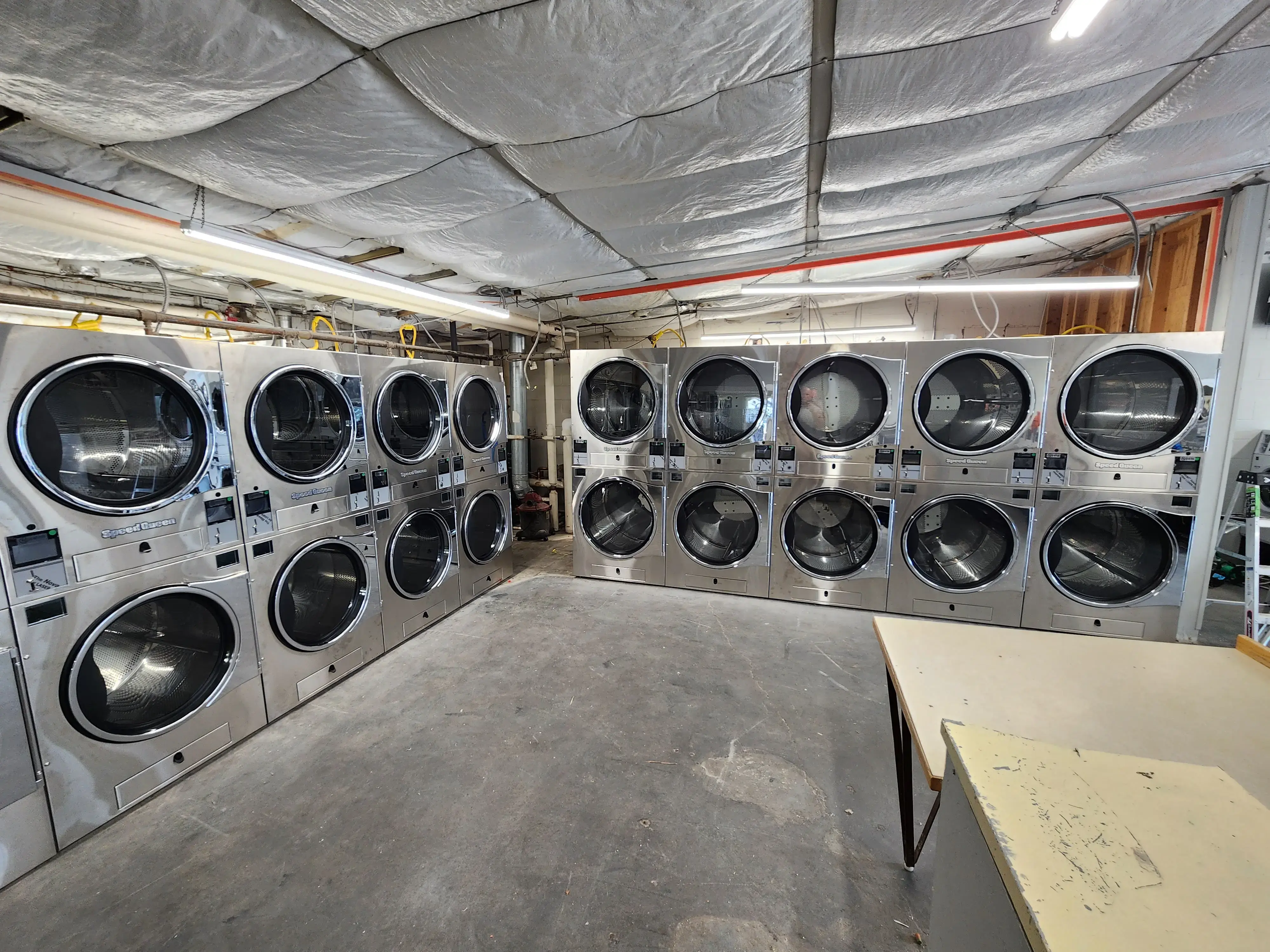 Wash Bowl Laundromat thumbnail 17