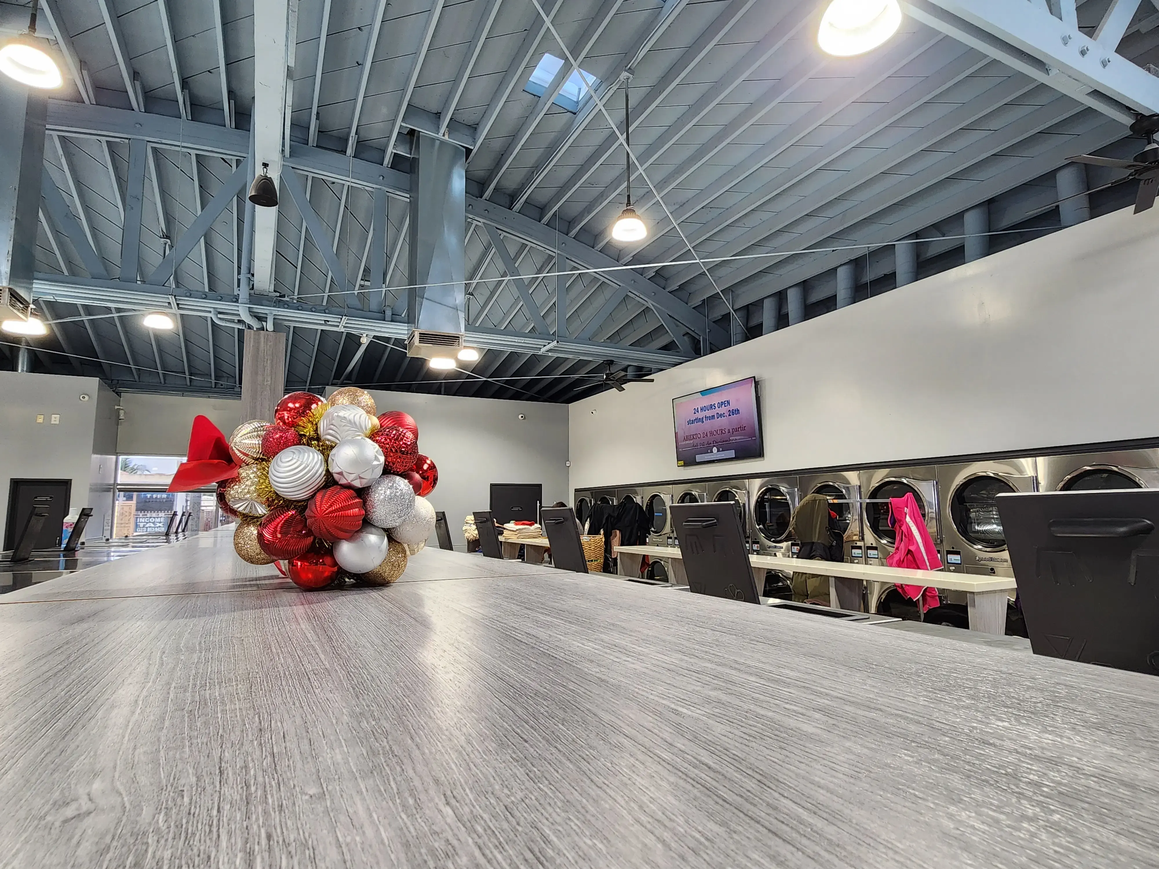 Wash Bros Laundromat - Image 19