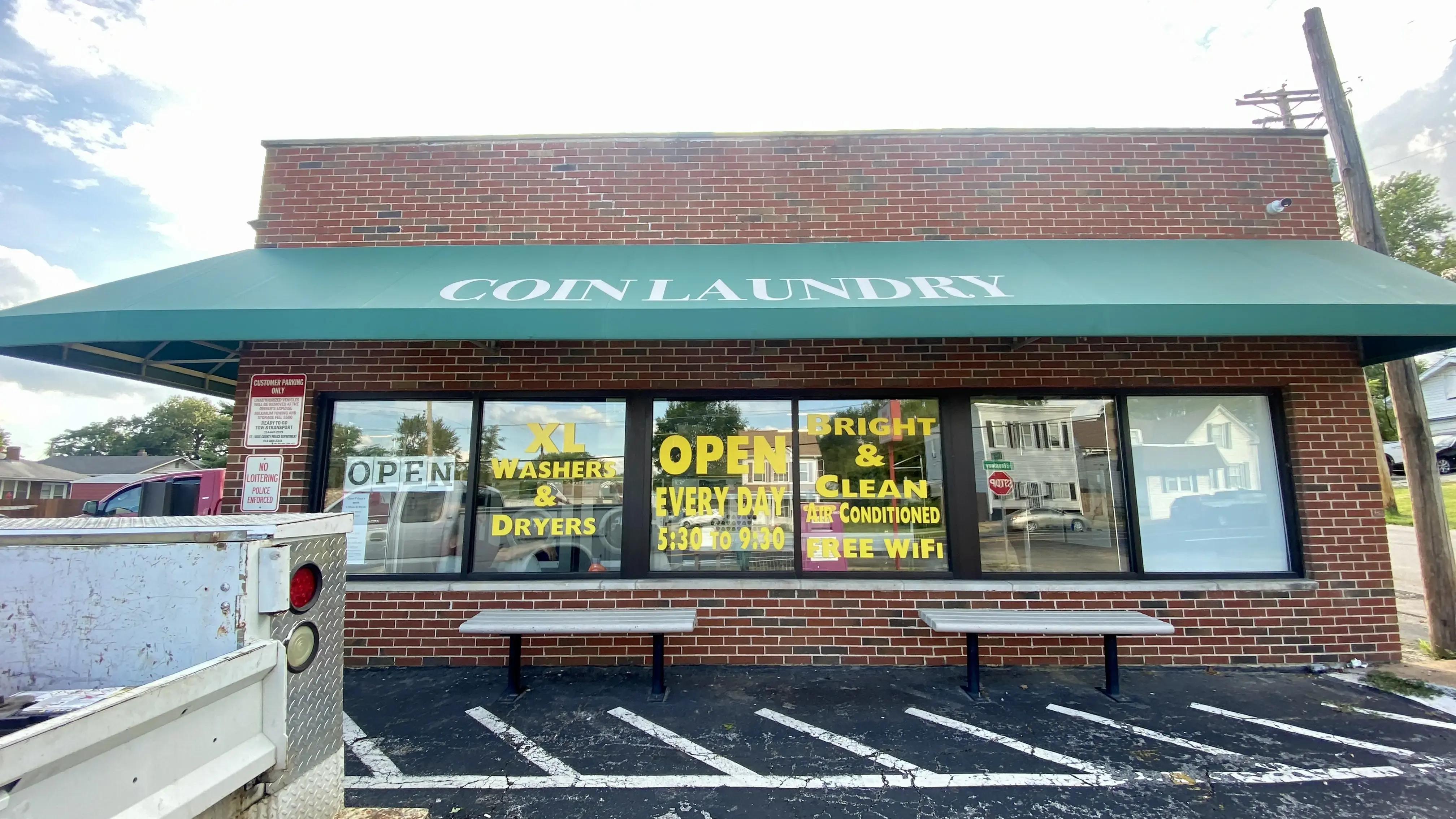 Wash City Laundromat - South Broadway - Image 14