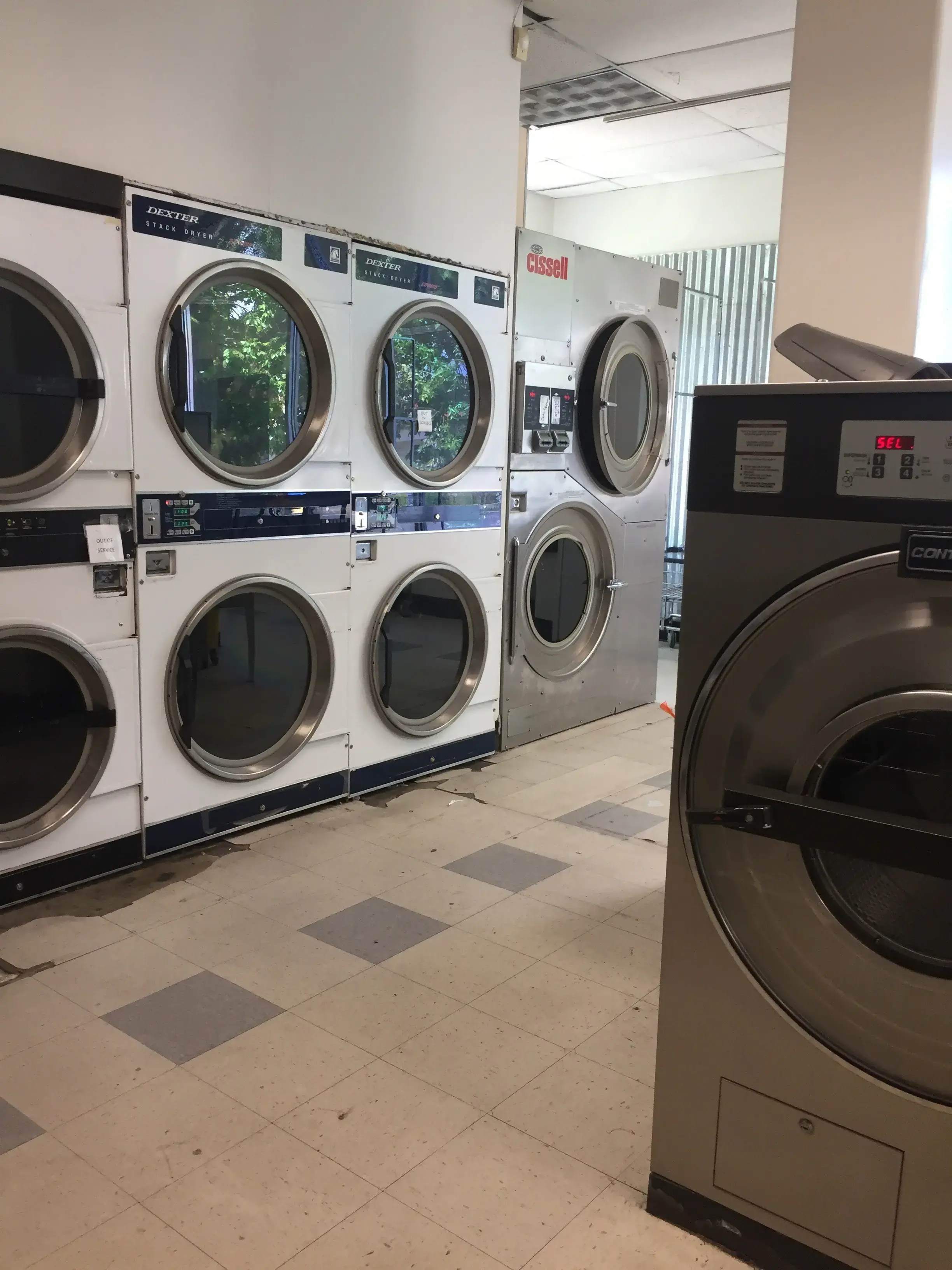 Wash City Laundry thumbnail 16