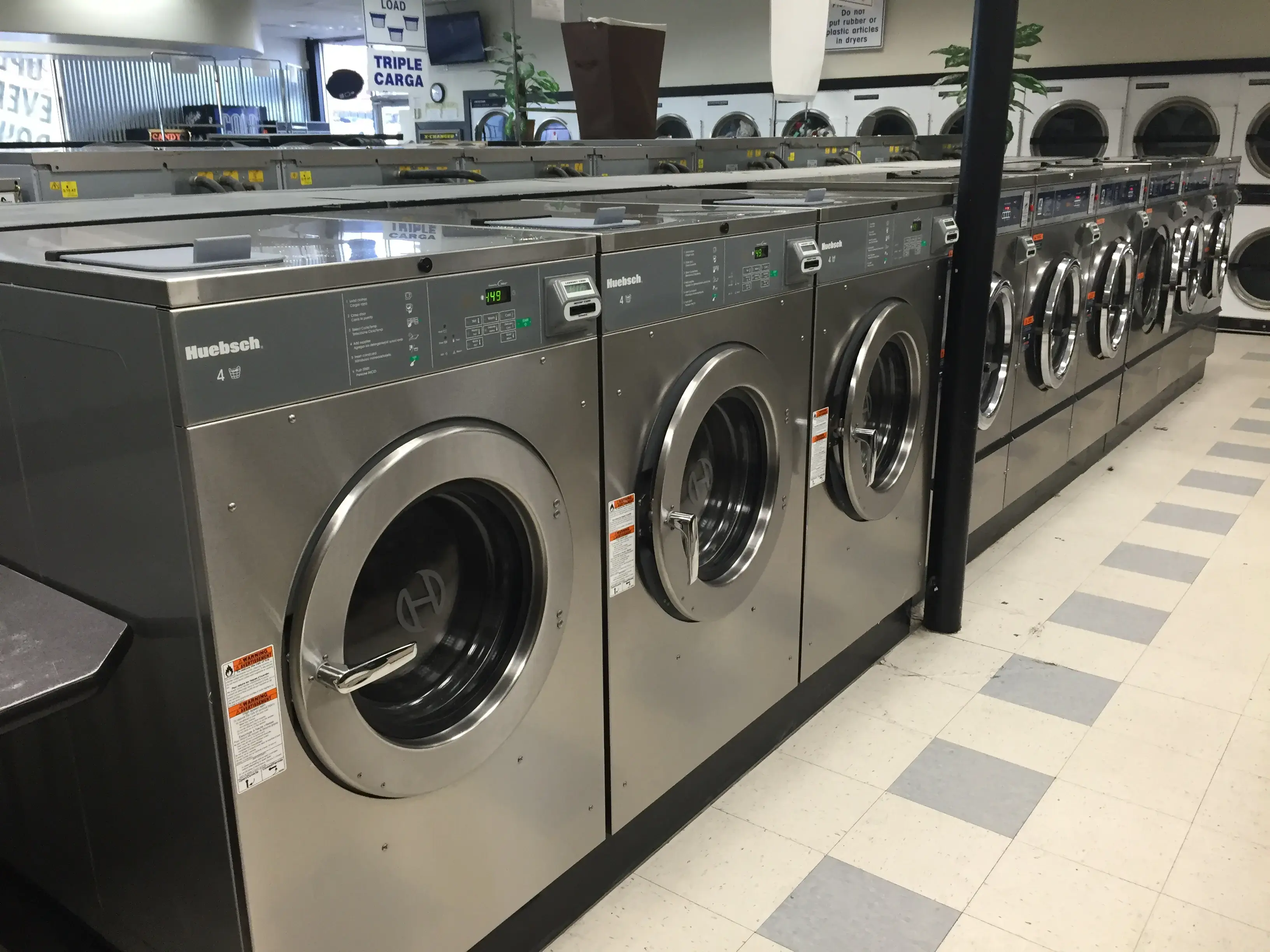 Wash City Laundry thumbnail 19