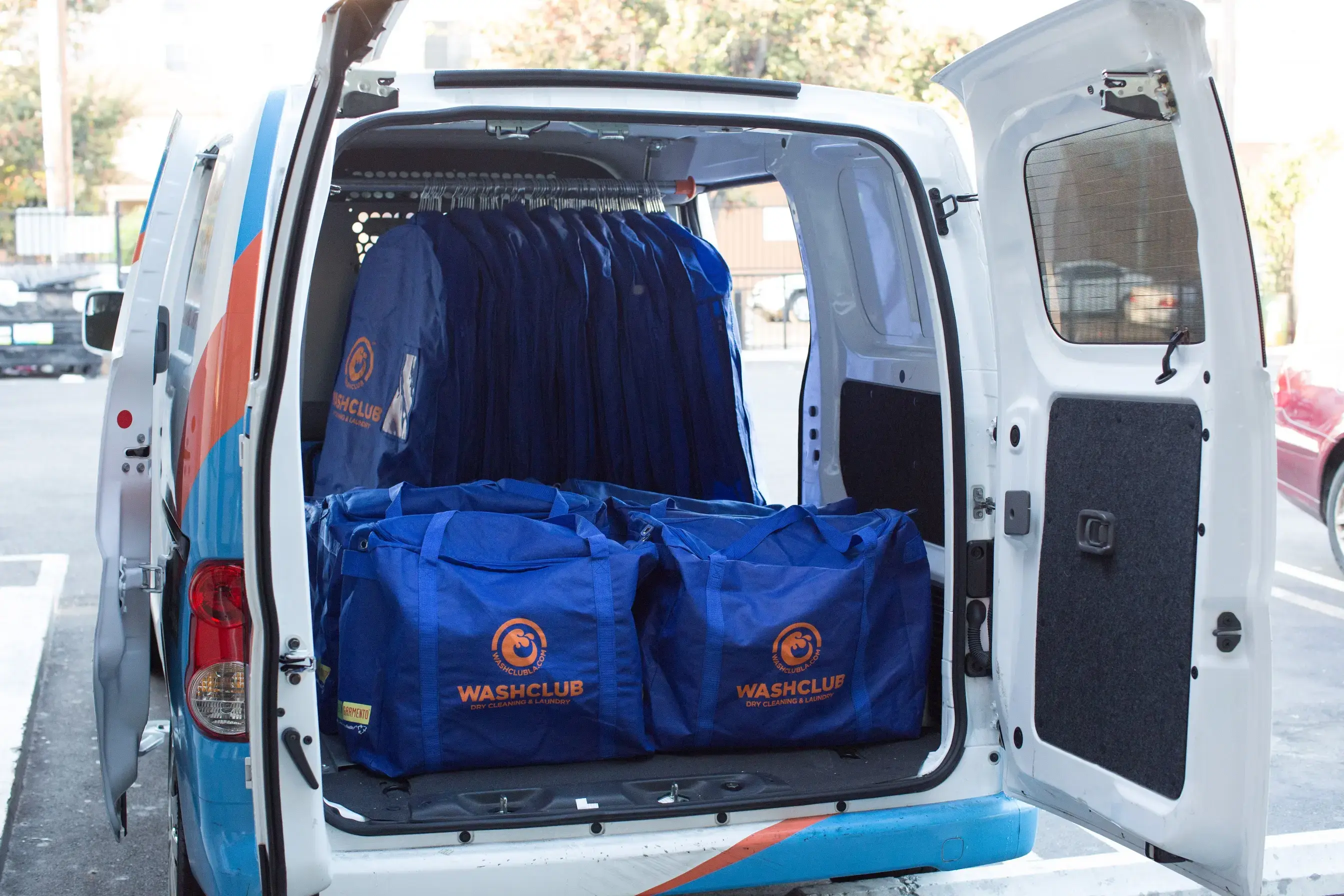 Wash Club LA - Los Angeles Laundry Service thumbnail 2