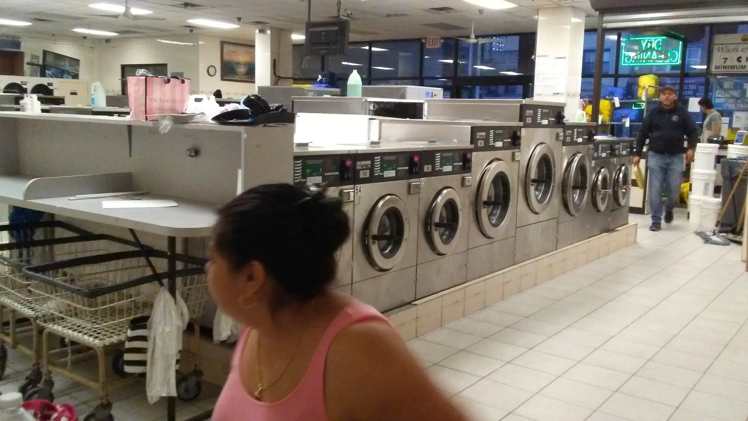 Wash Club - Image 6