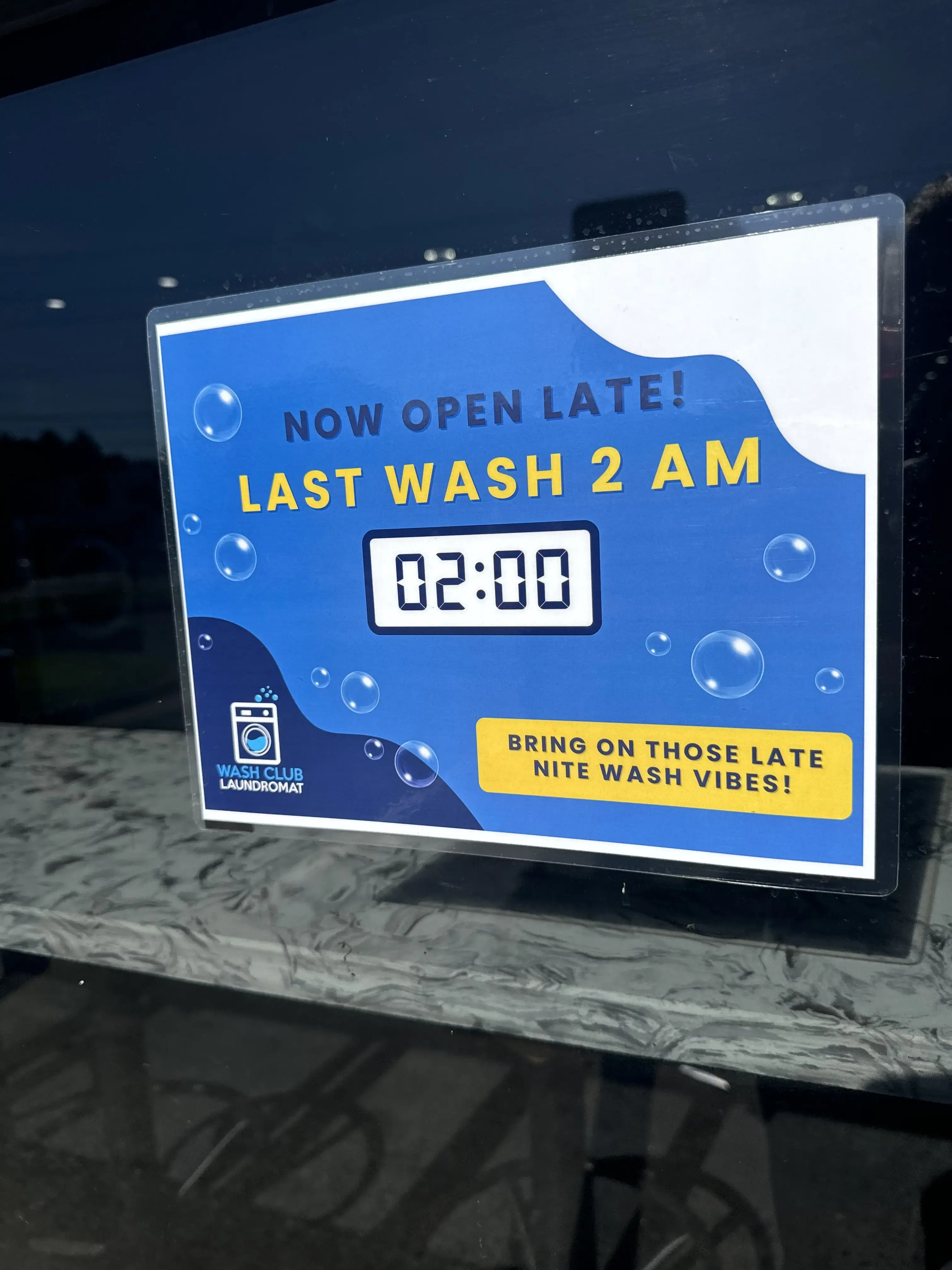 Wash Club | WashLuXe Laundromat thumbnail 15