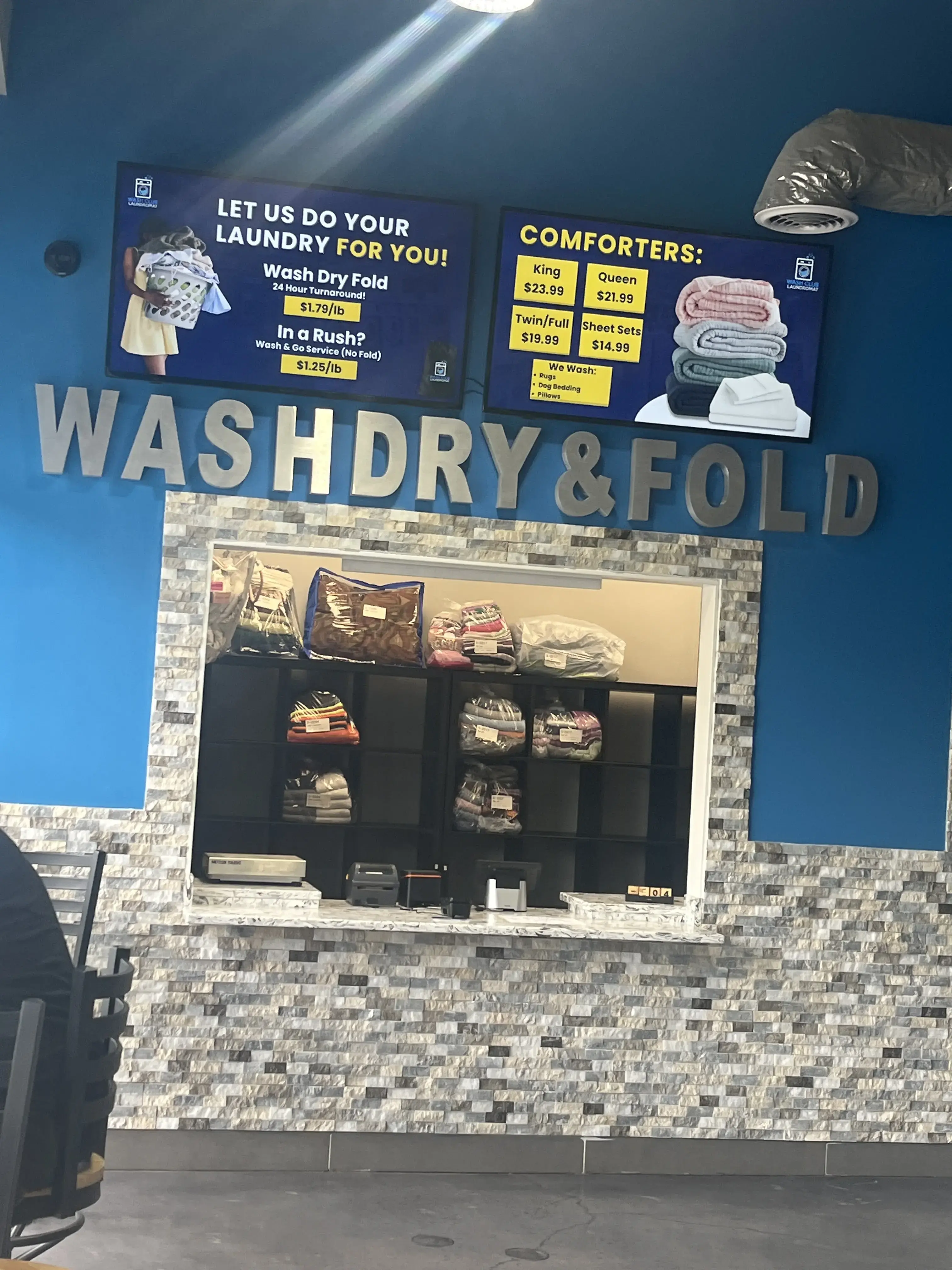 Wash Club | WashLuXe Laundromat thumbnail 6