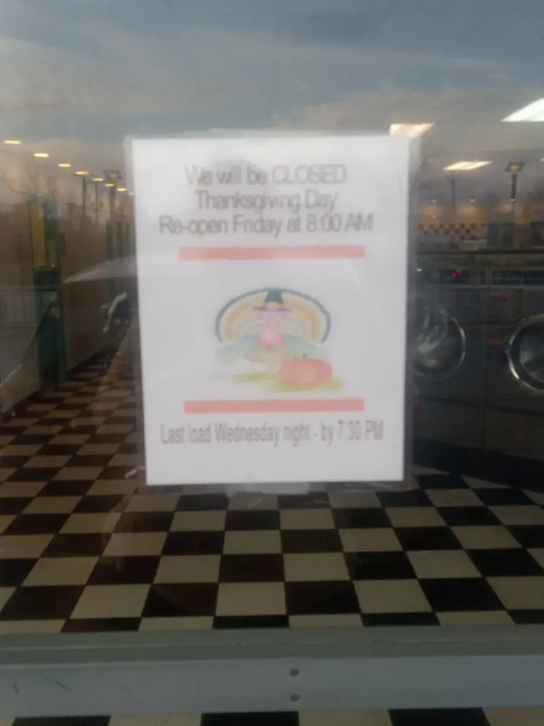 Wash Daze 24hr Laundromat thumbnail 9