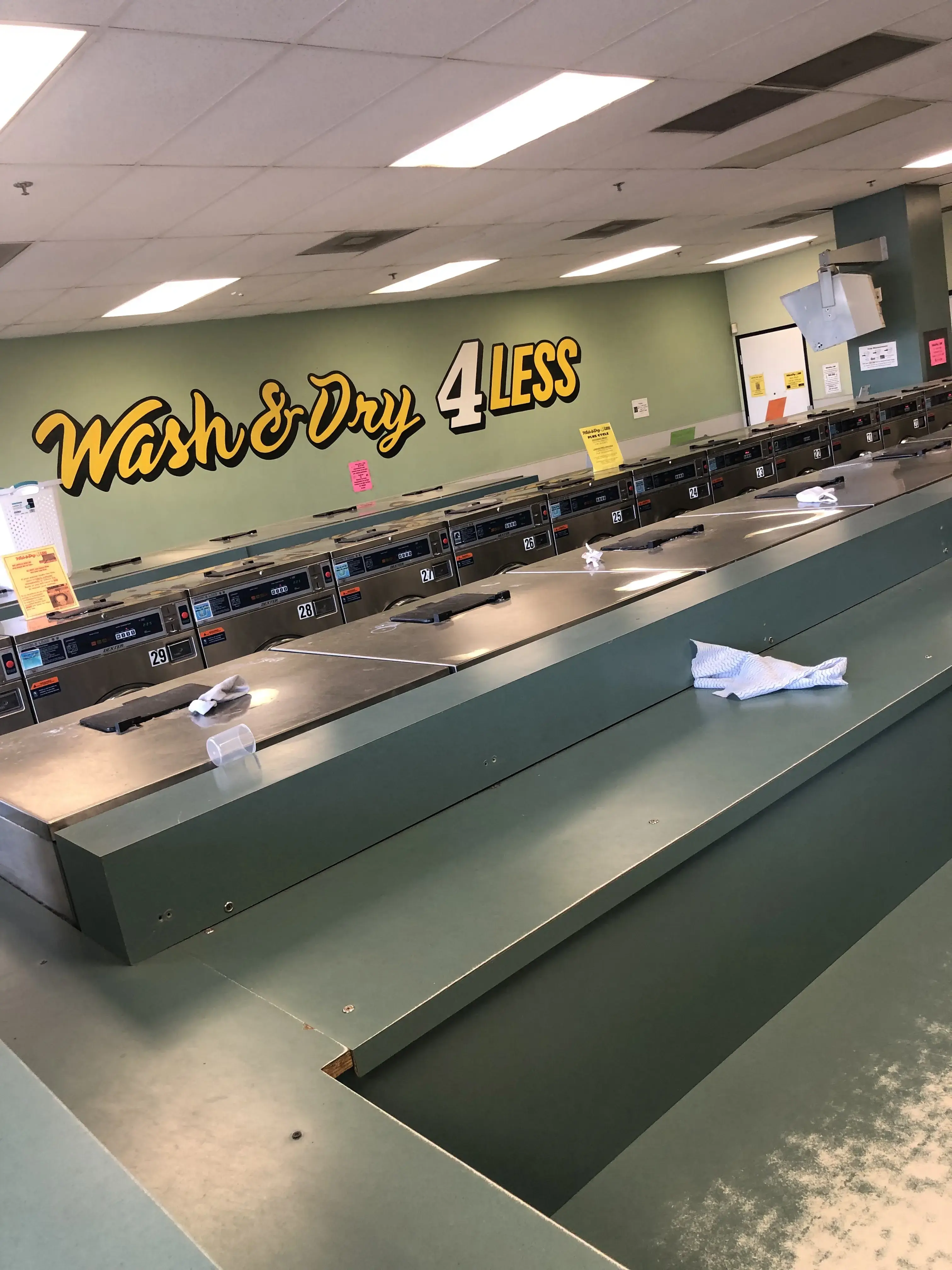 Wash & Dry 4 Less - Image 2