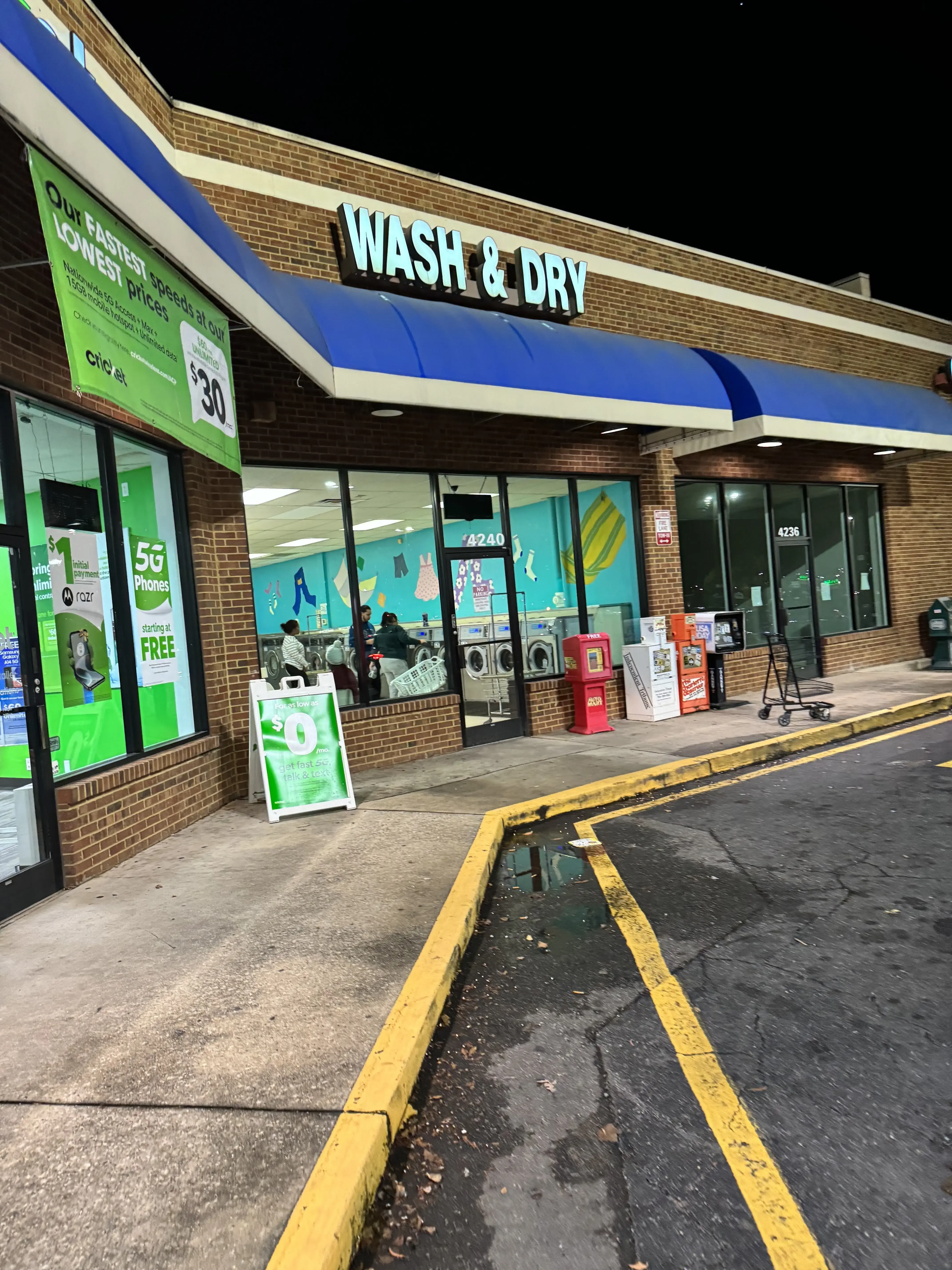 Wash & Dry Coin Laundry - Image 3