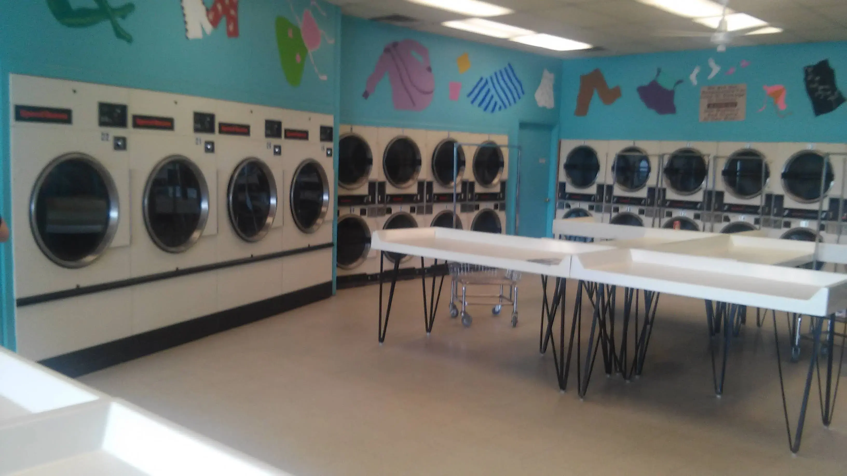 Wash & Dry Coin Laundry - Image 19