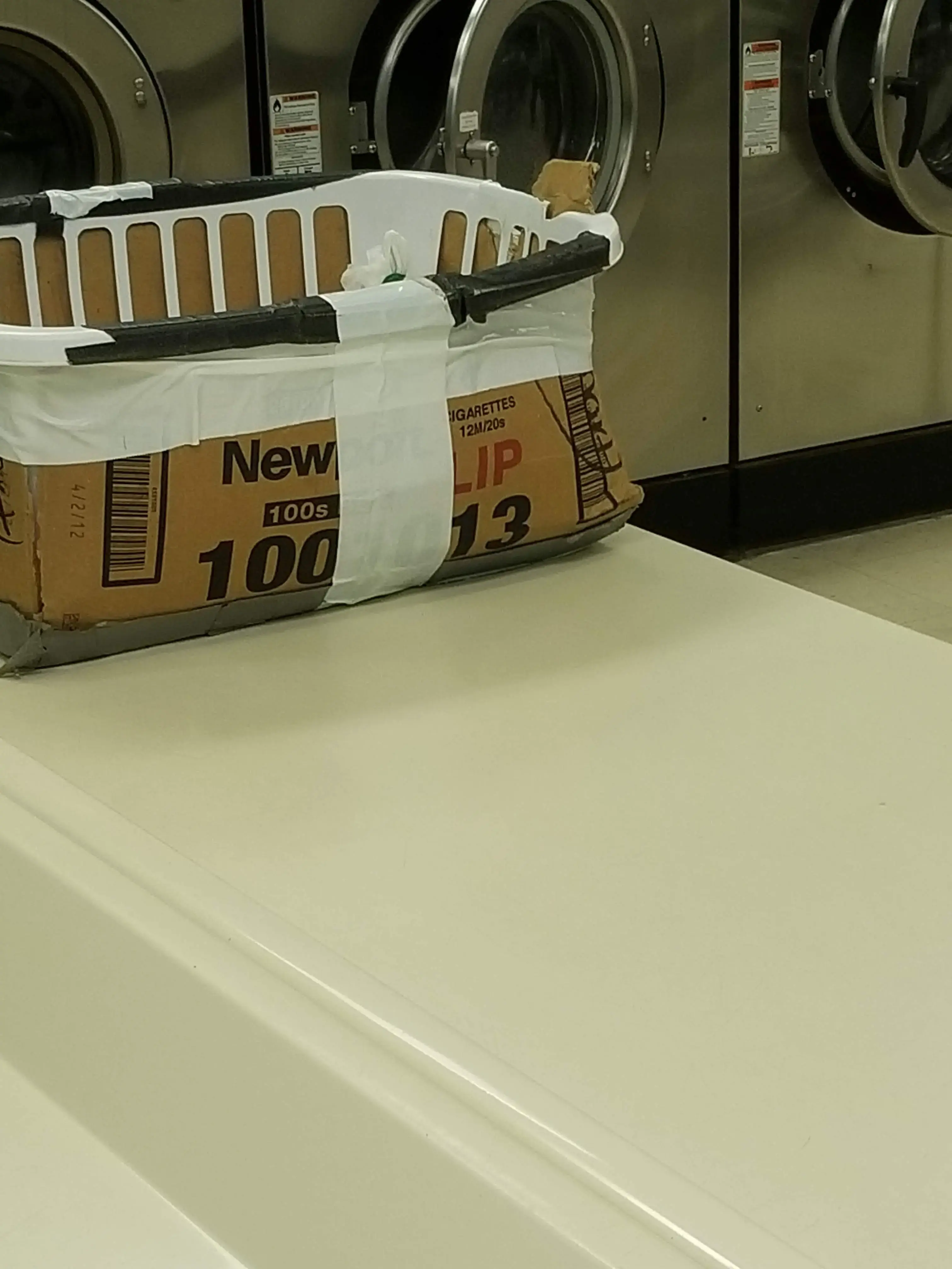 Wash & Dry Coin Laundry thumbnail 8