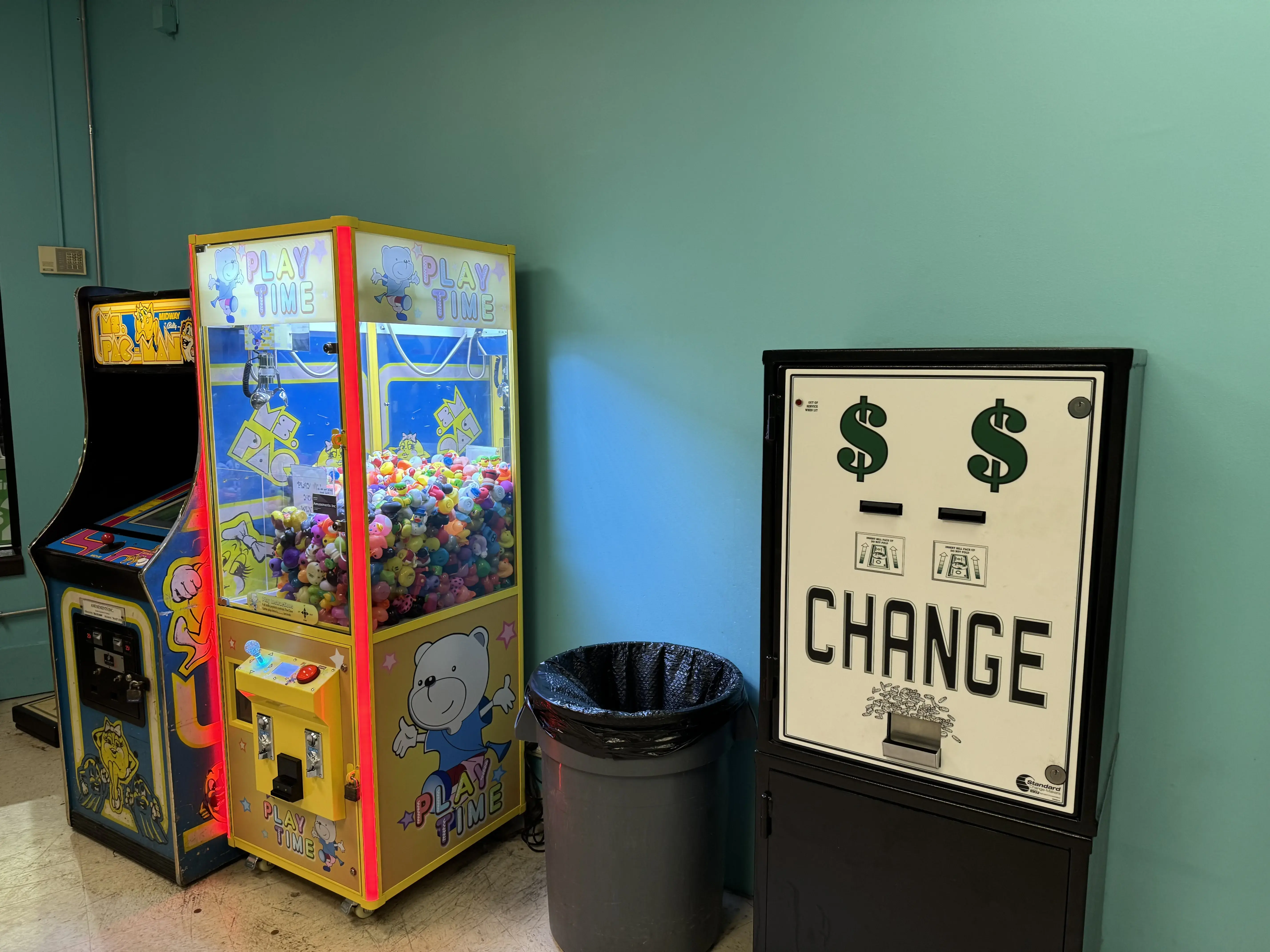 Wash & Dry Coin Laundry - Image 5