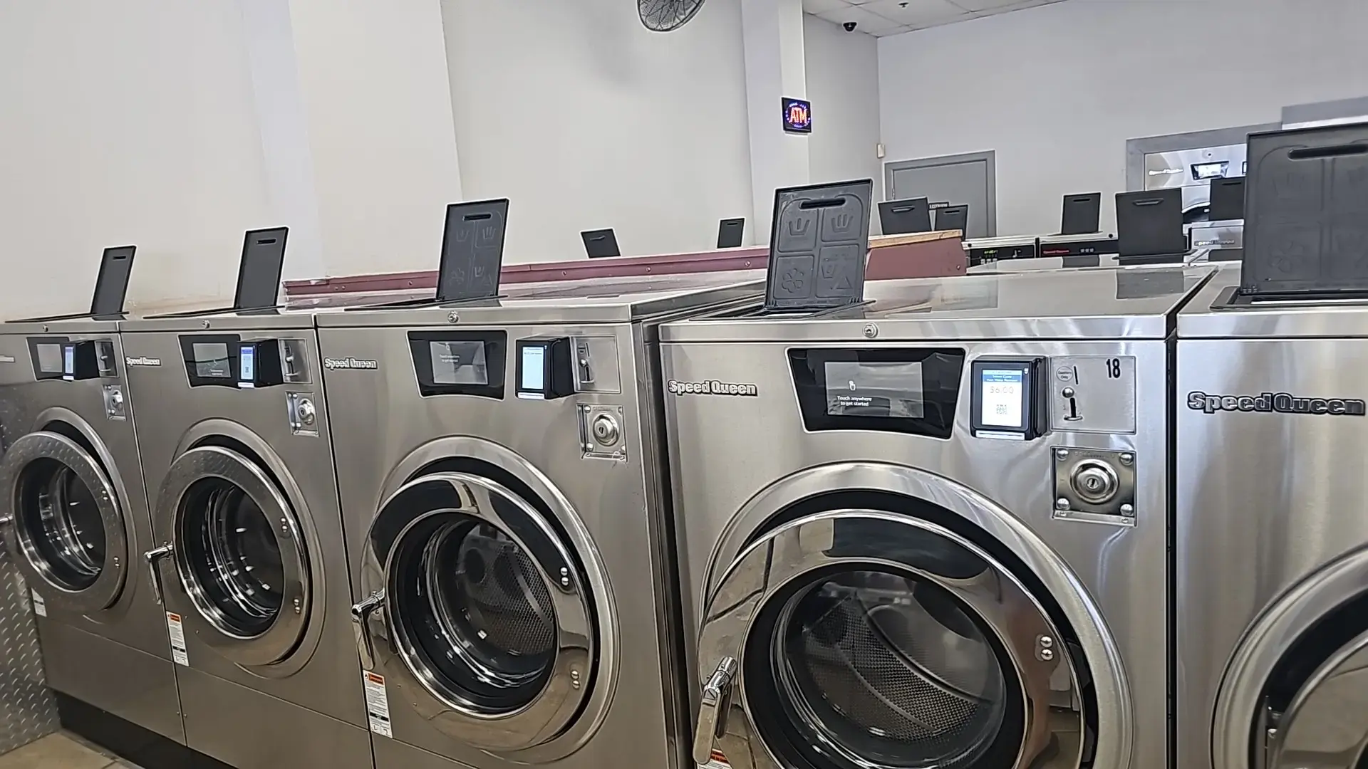 Wash & Dry Laundromat - Image 2