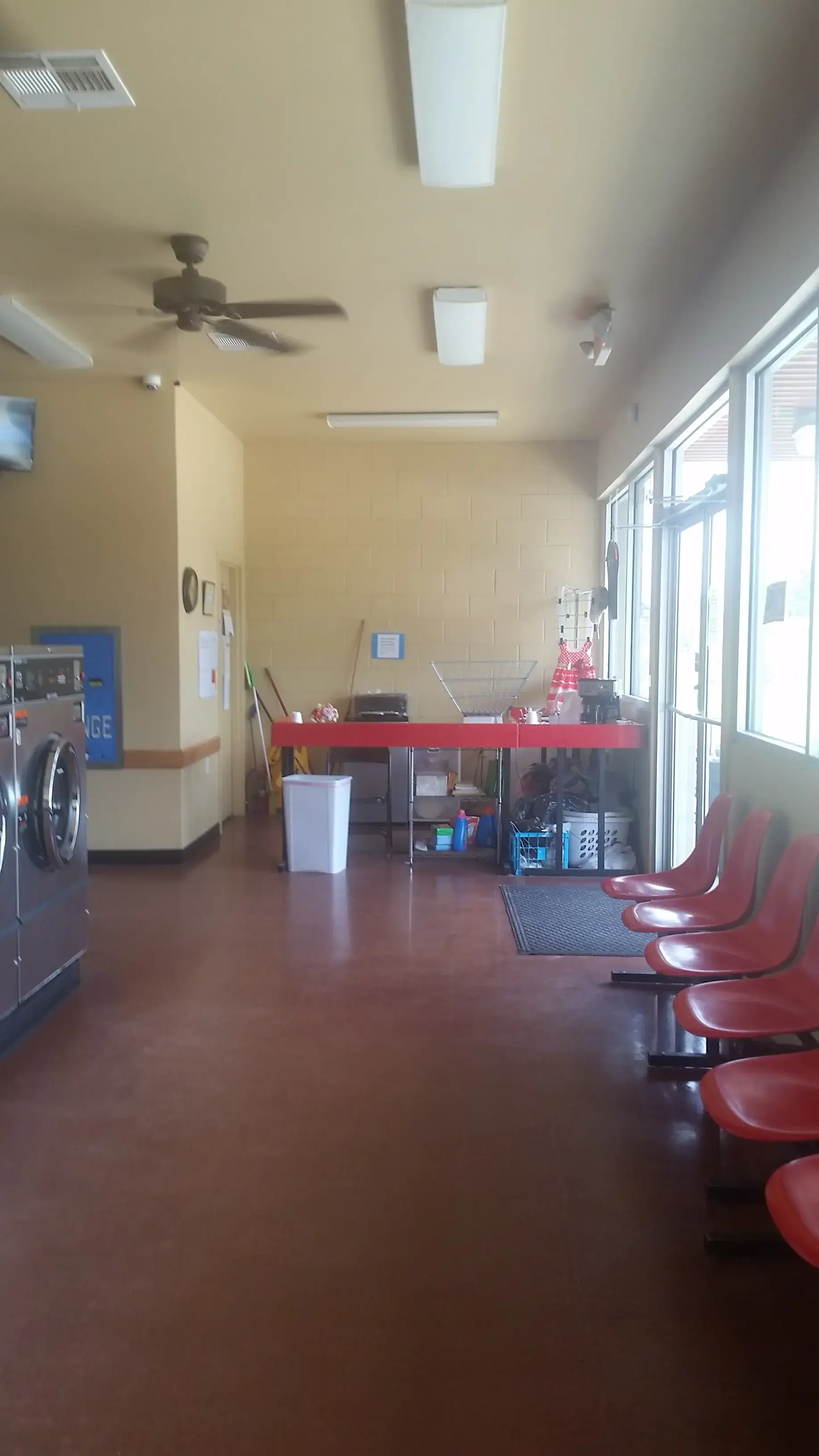 Wash & Dry - Image 13