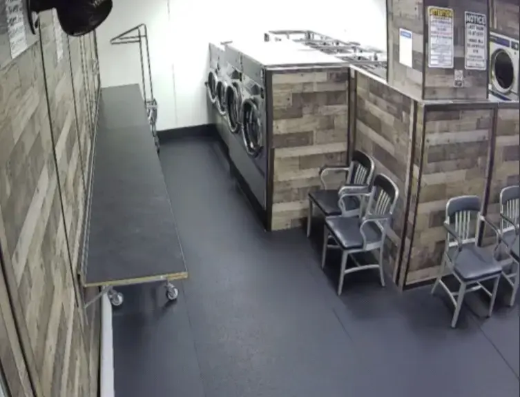 Wash & Fold Laundry - Image 5