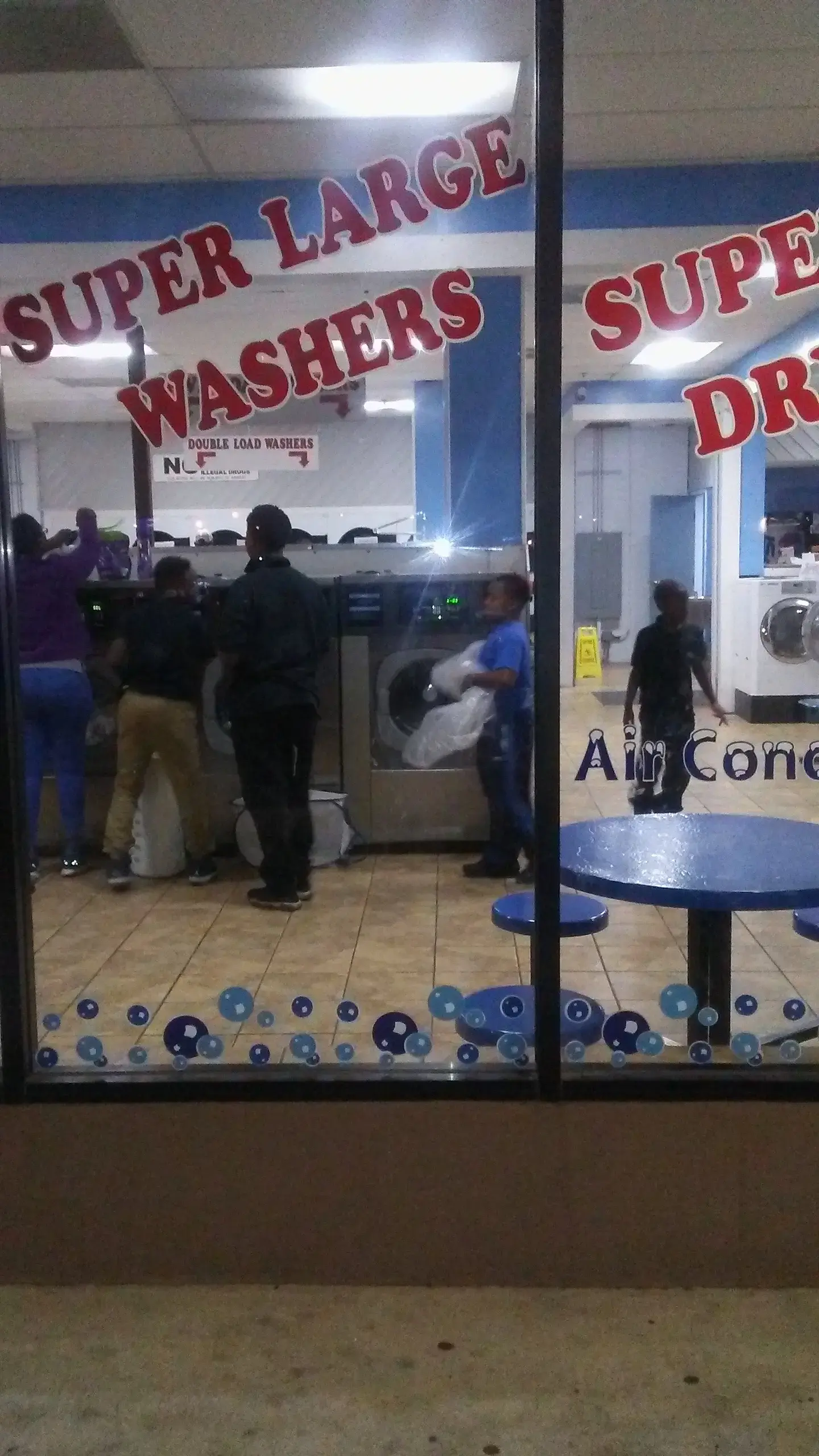 Wash & Go Coin Laundry - Image 14