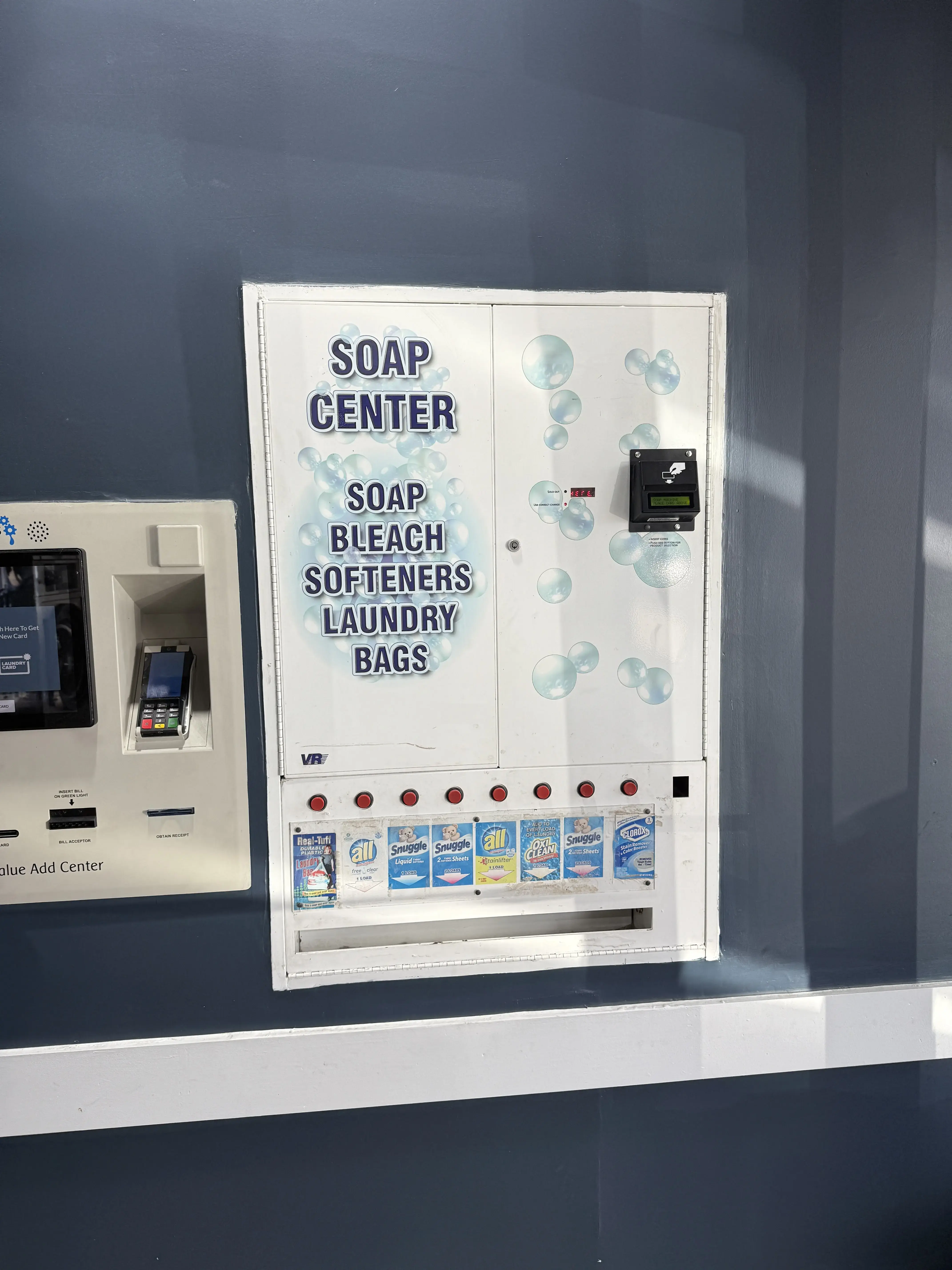 Wash & Go Coin Laundry - Image 7