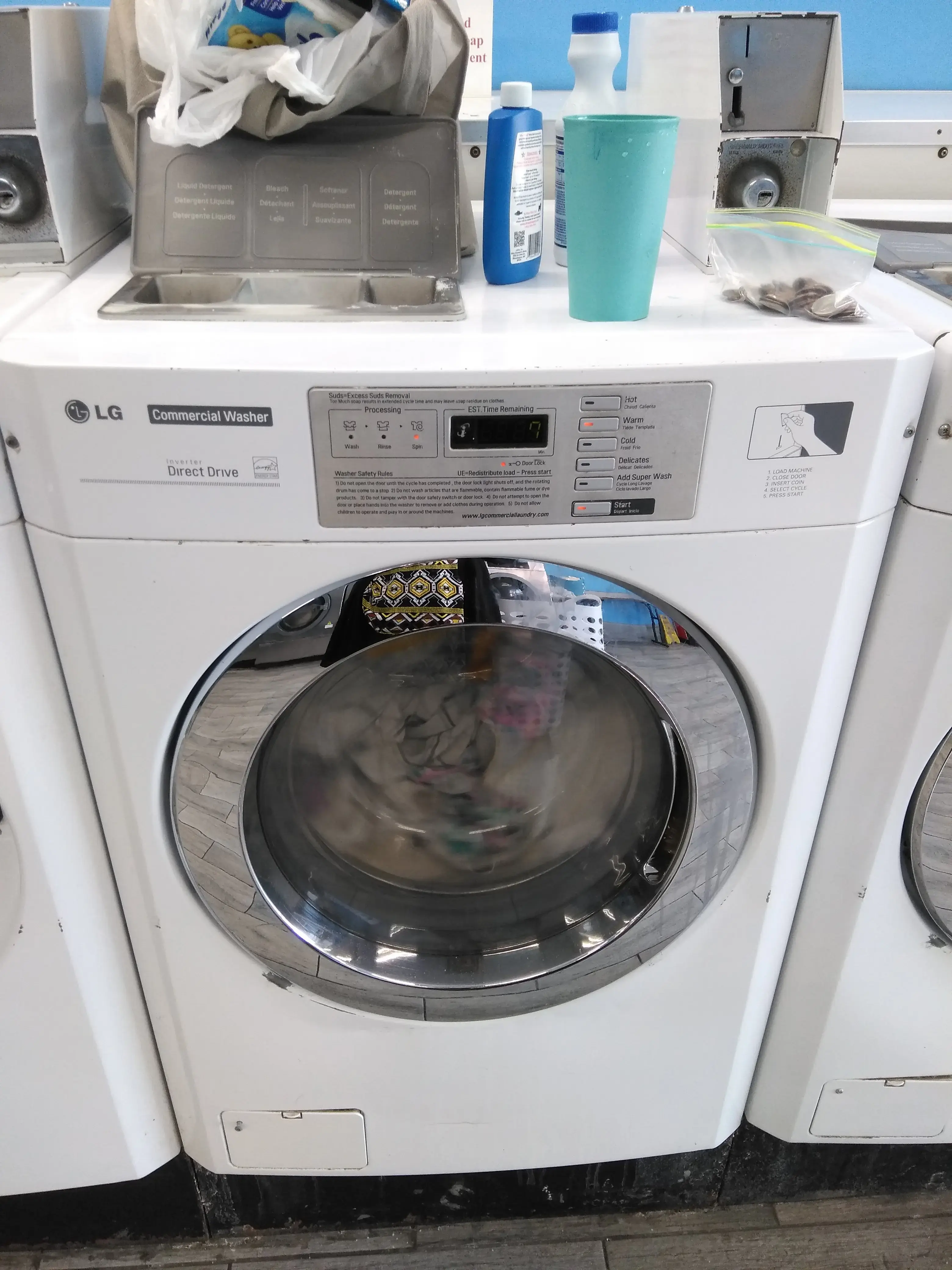 Wash & Go Coin Laundry - Image 3