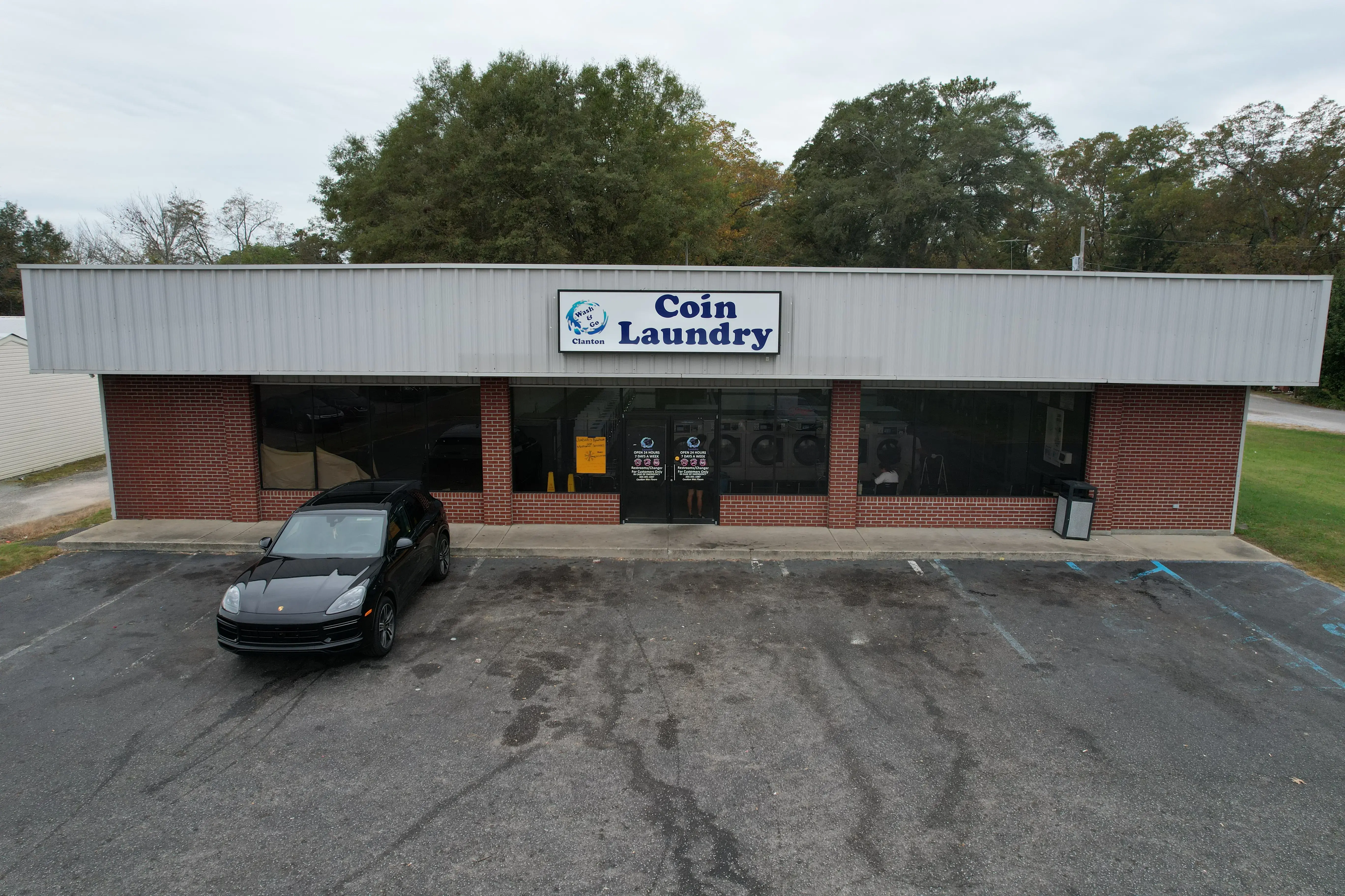 Wash & Go Coin Laundry Clanton thumbnail 3