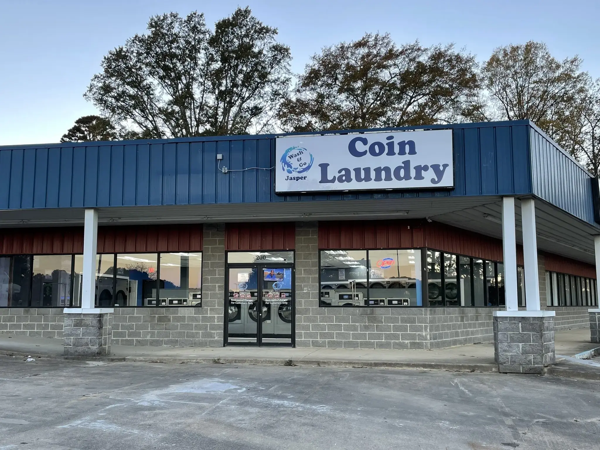 Wash & Go Coin Laundry Jasper location