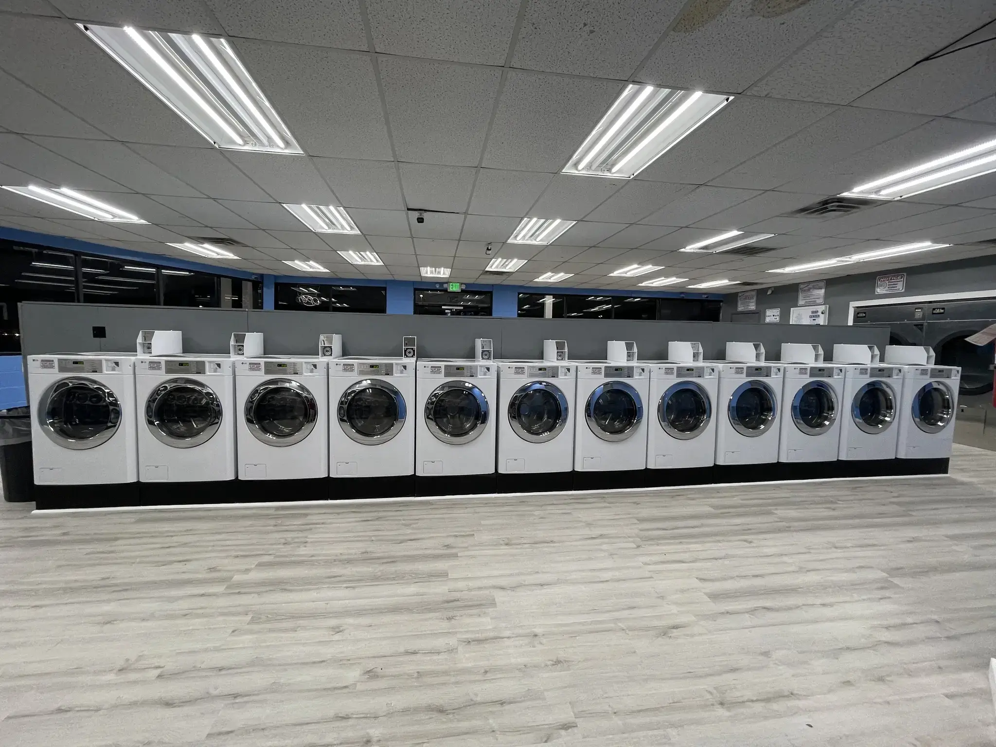 Wash & Go Coin Laundry Jasper thumbnail 18