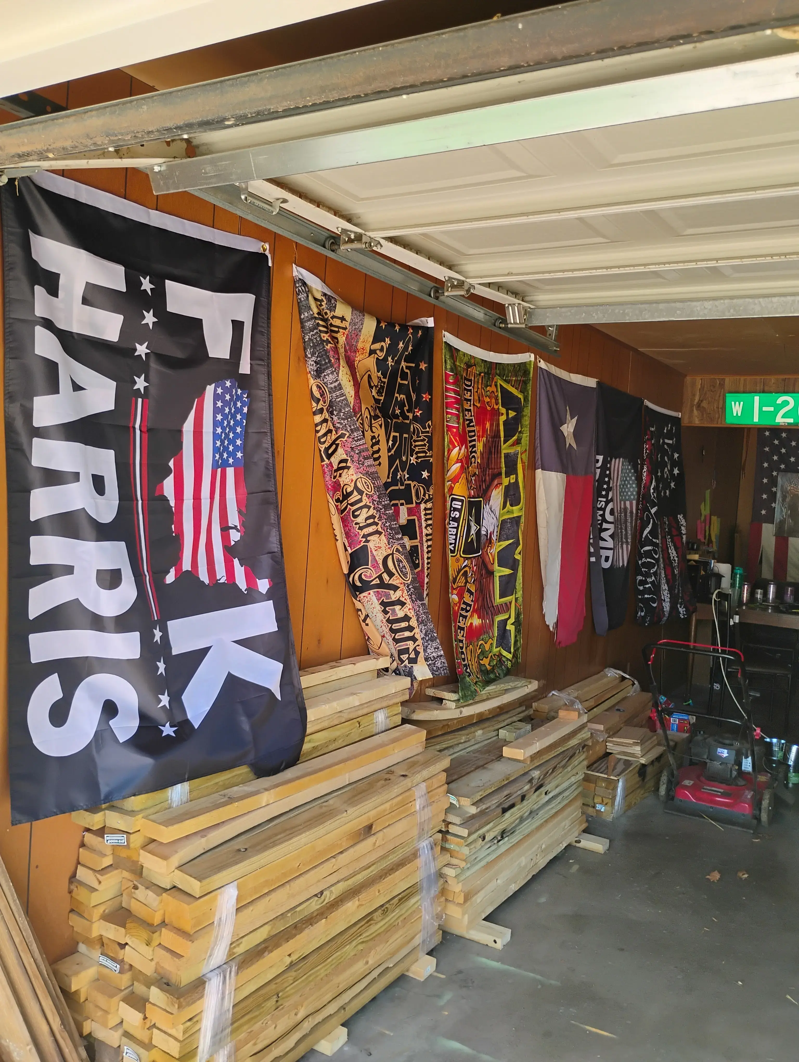 Wash Happenin’ Laundromat thumbnail 7