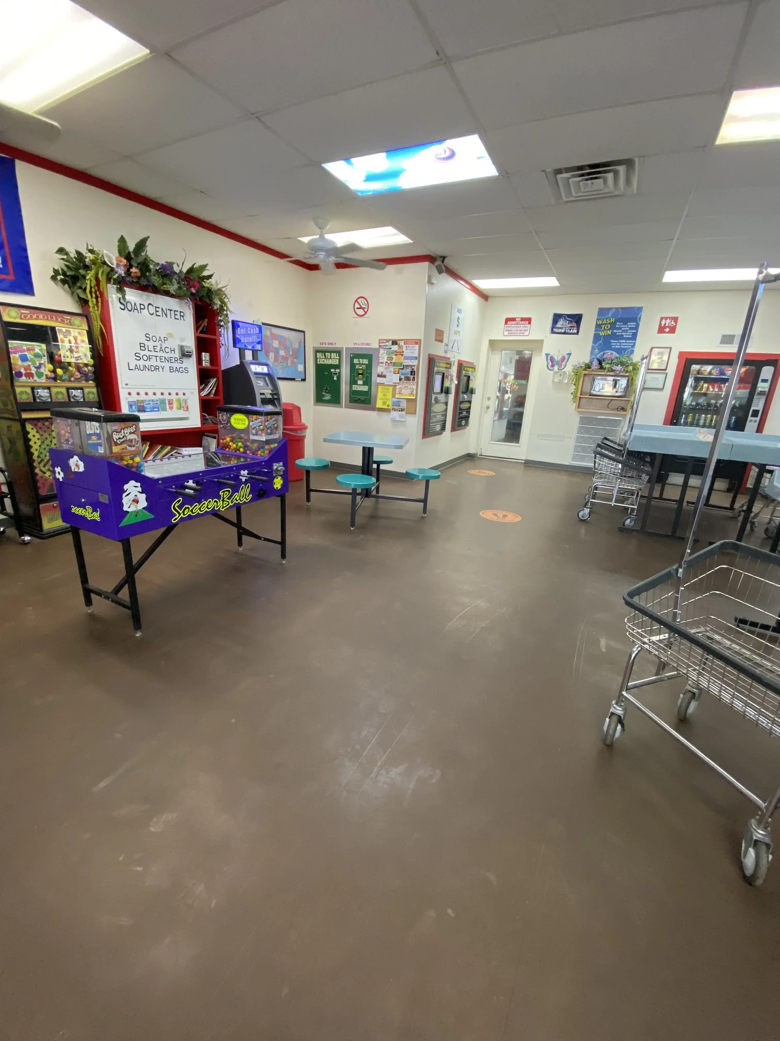 Wash Happenin’ Laundromat - Image 1