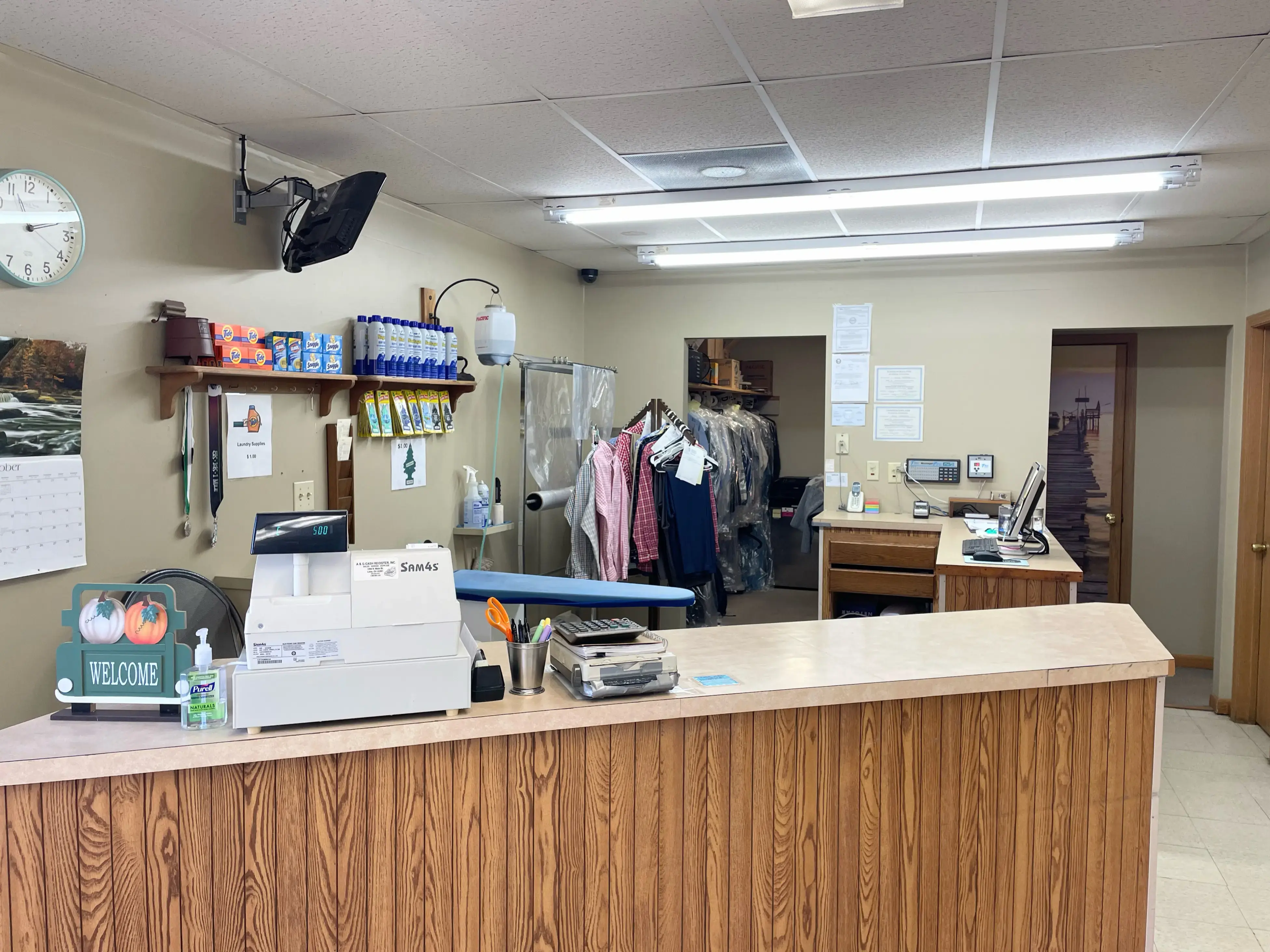 Wash Haus Laundromat & Car Wash thumbnail 5